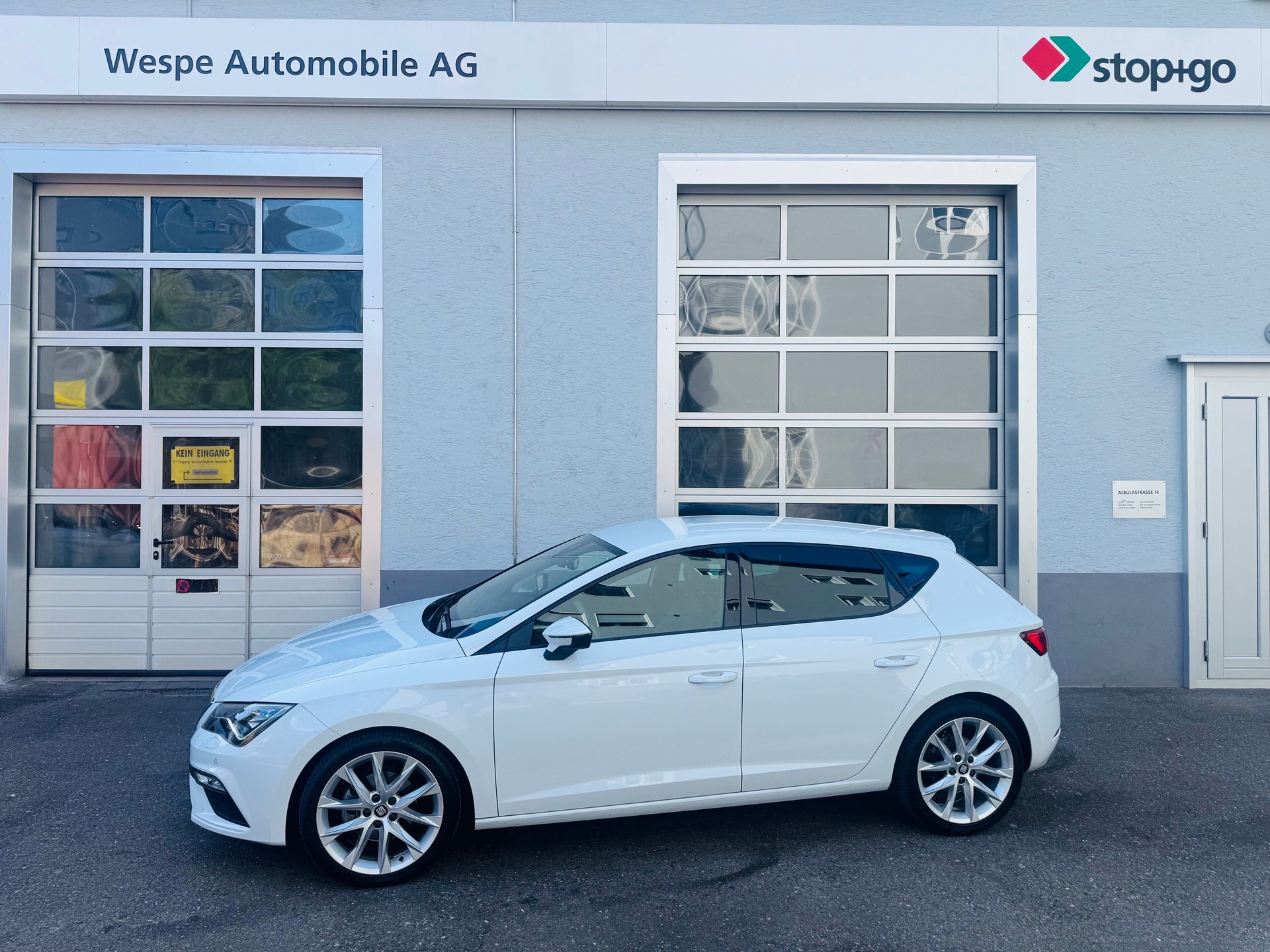 SEAT Leon 1.5 TSI EVO SWISS FR DSG-image-1