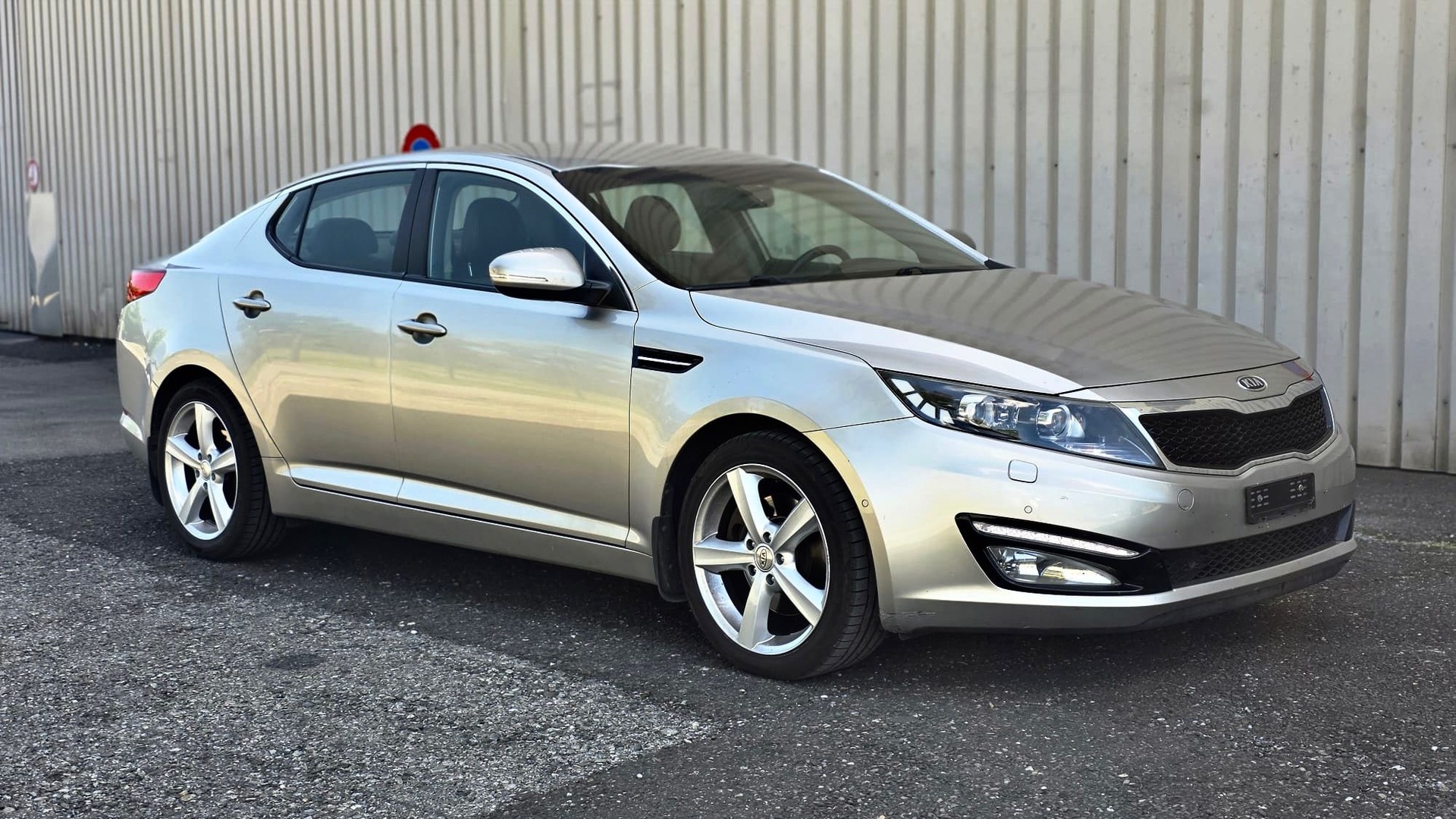 KIA Optima 1.7 CRDi Style Automatic-image-1