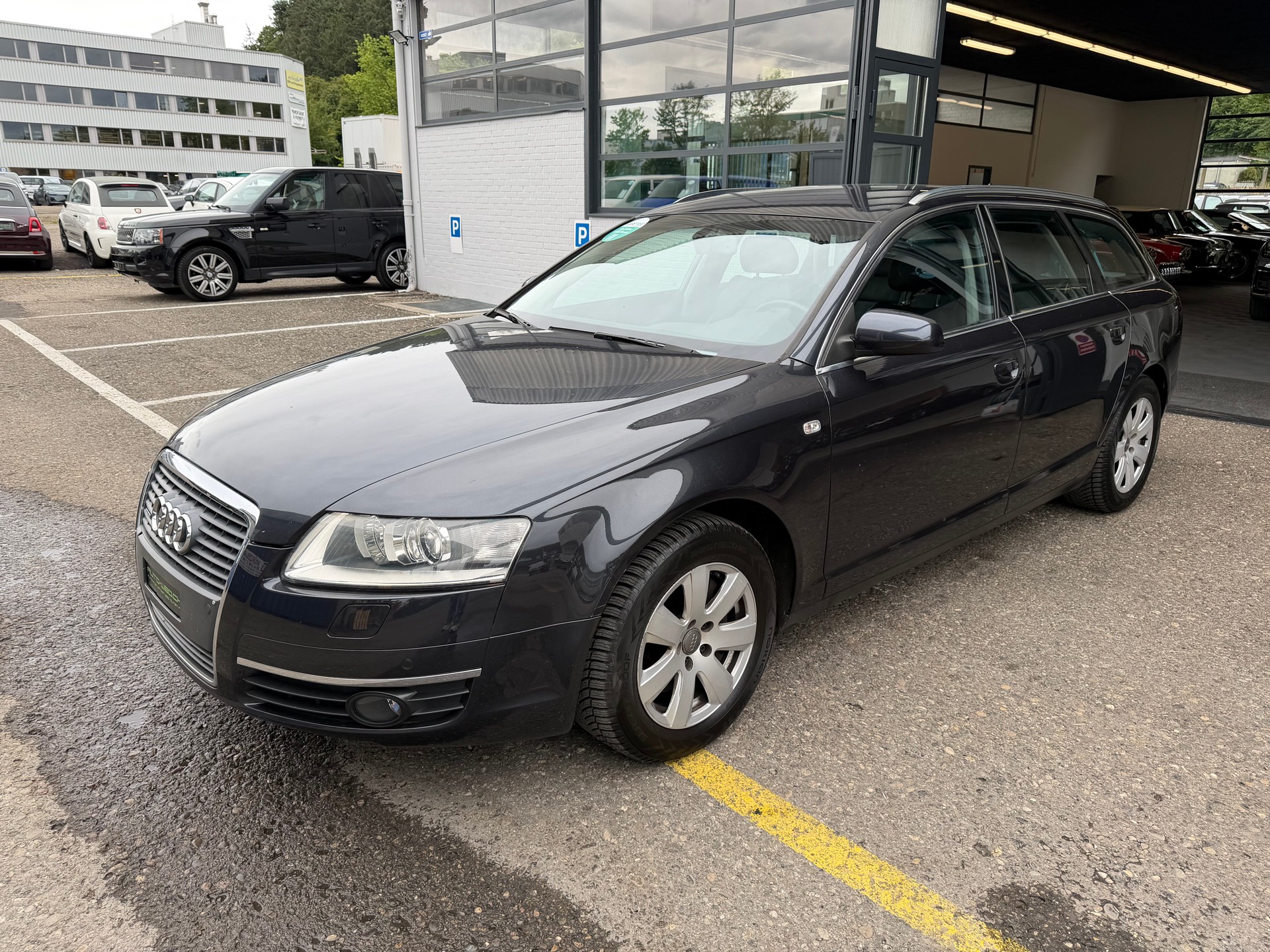 AUDI A6 Avant 3.2 V6 FSI quattro-image-0