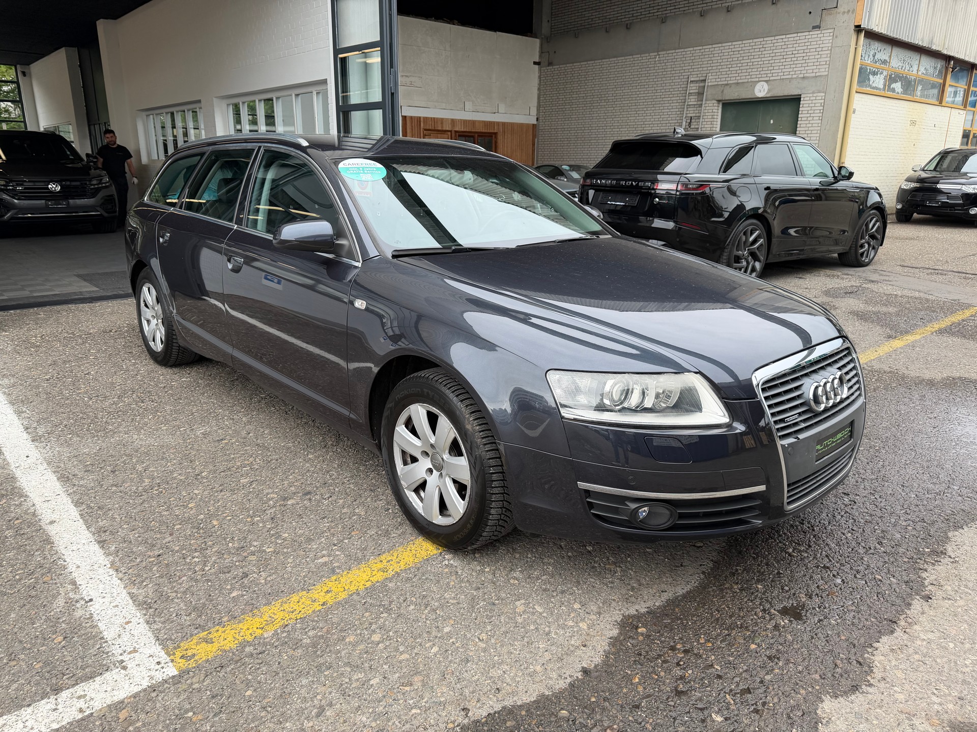 AUDI A6 Avant 3.2 V6 FSI quattro-image-2