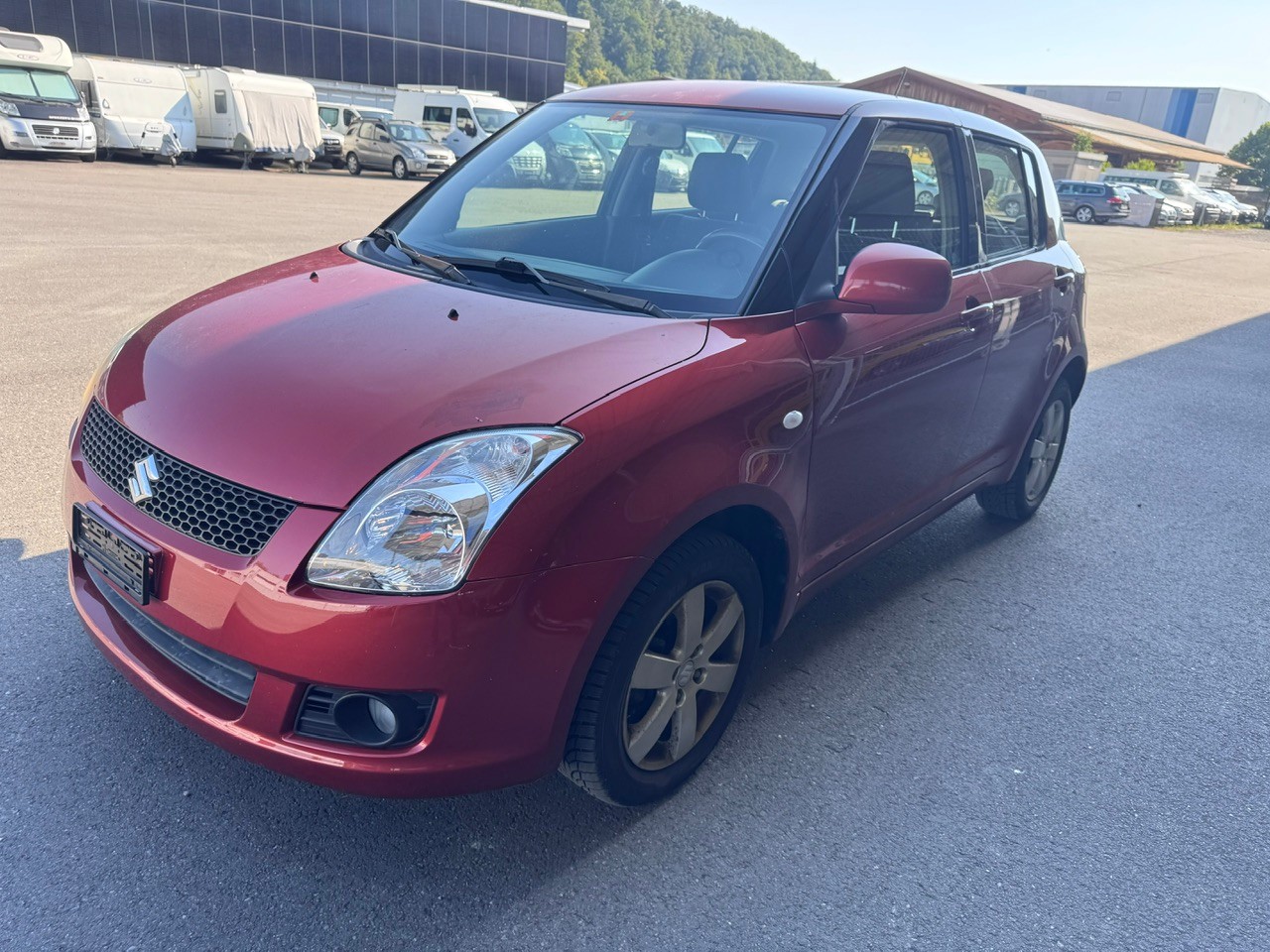 SUZUKI Swift 1.3i 16V GL 4x4-image-1
