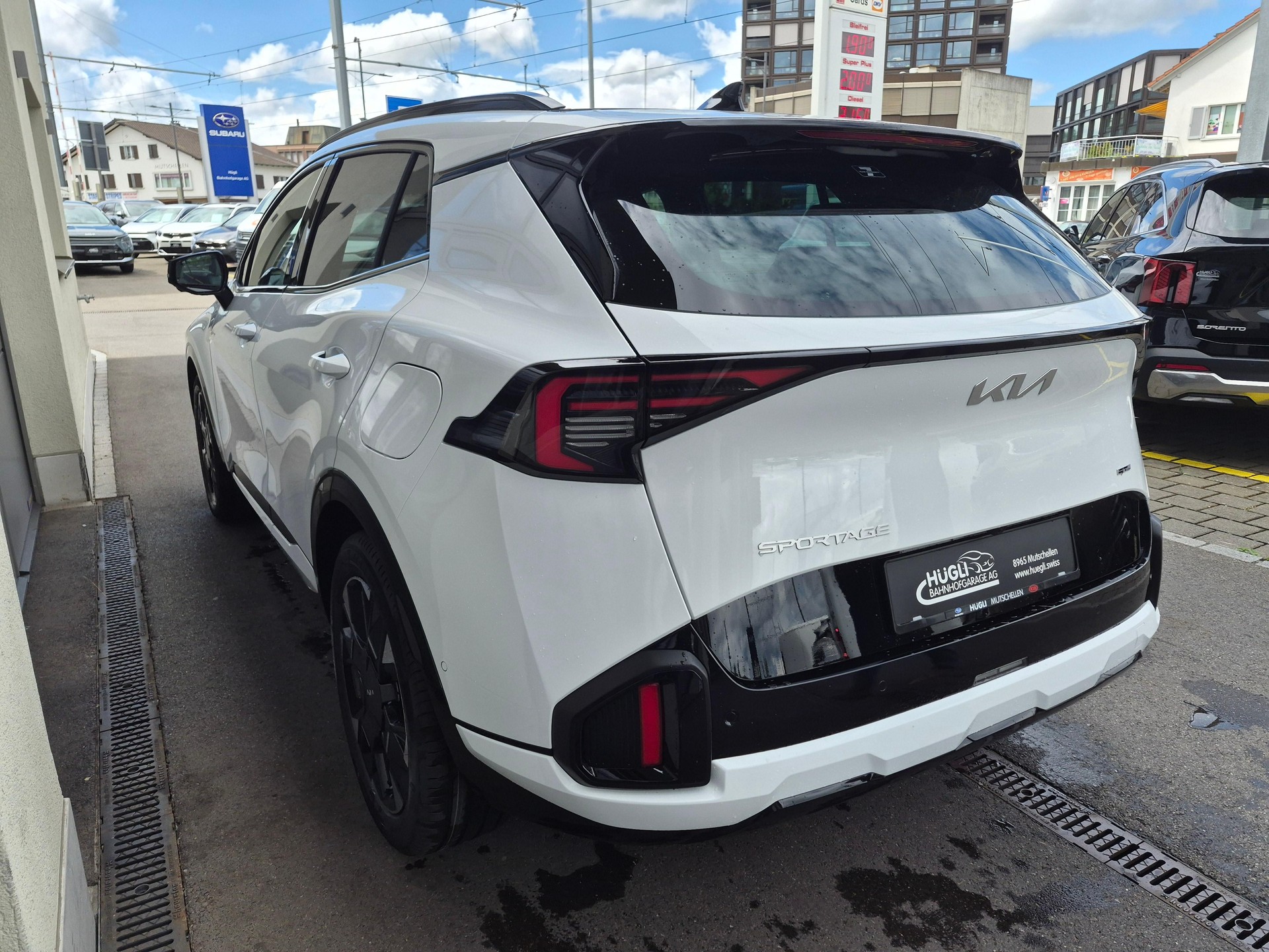 KIA Sportage 1.6 T-GDi PHEV GT-Line-image-8