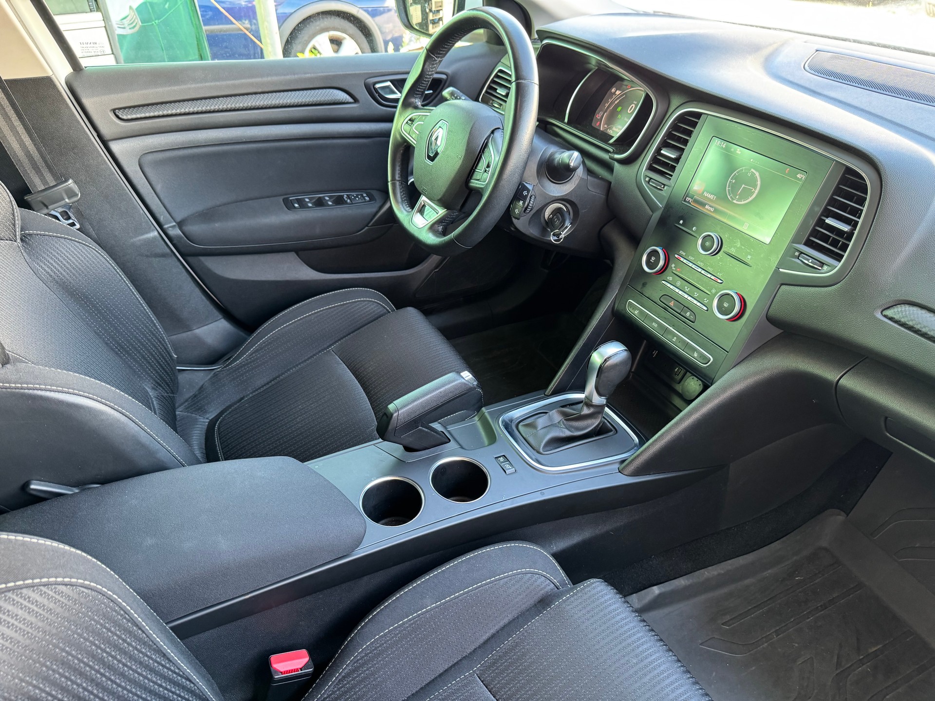 RENAULT Mégane Grandtour 1.5 dCi Business EDC-image-9