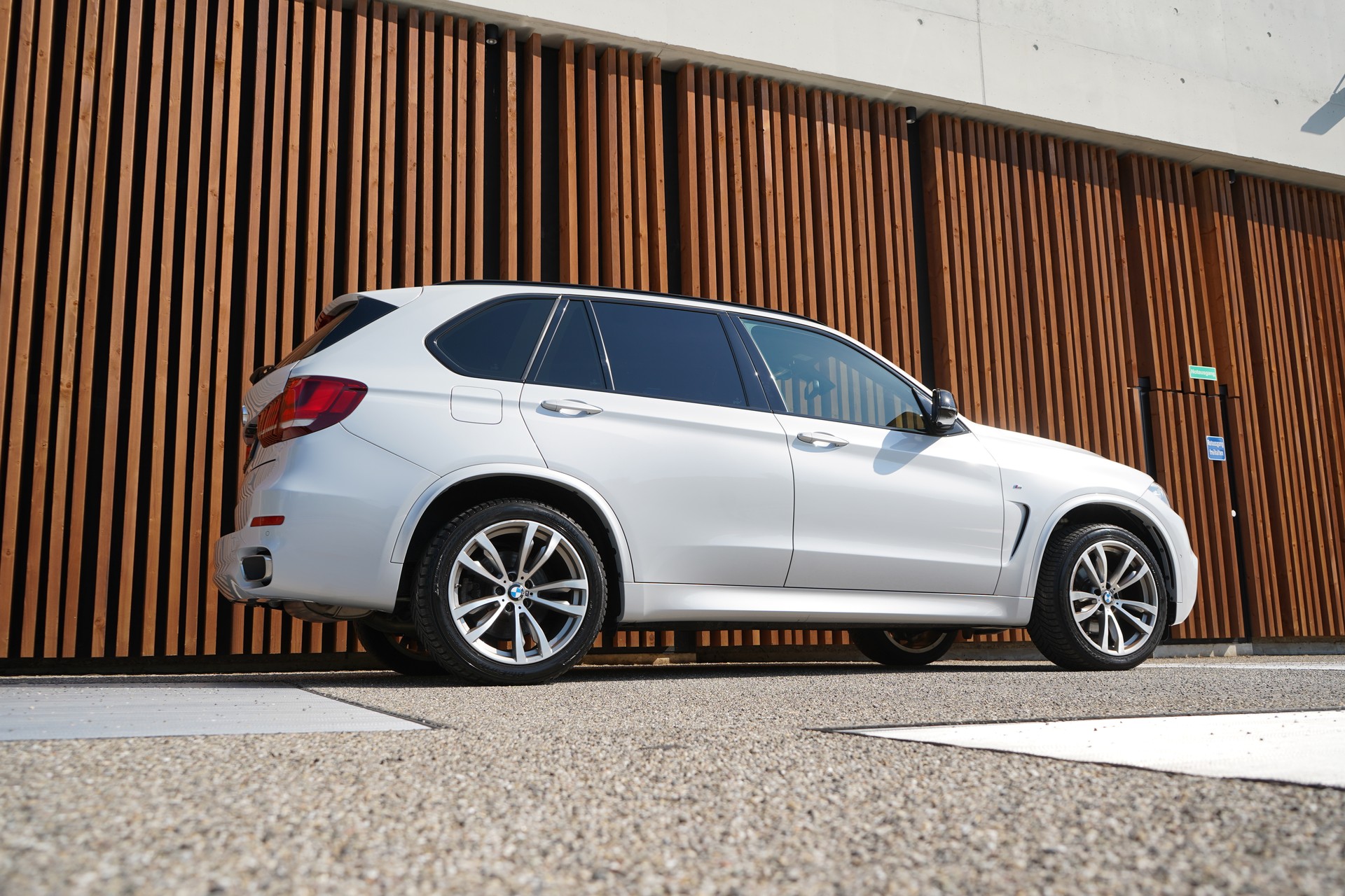 BMW X5 xDRIVE 40d PURE M SPORT PLUS STEPTRONIC l 258 PS-image-9