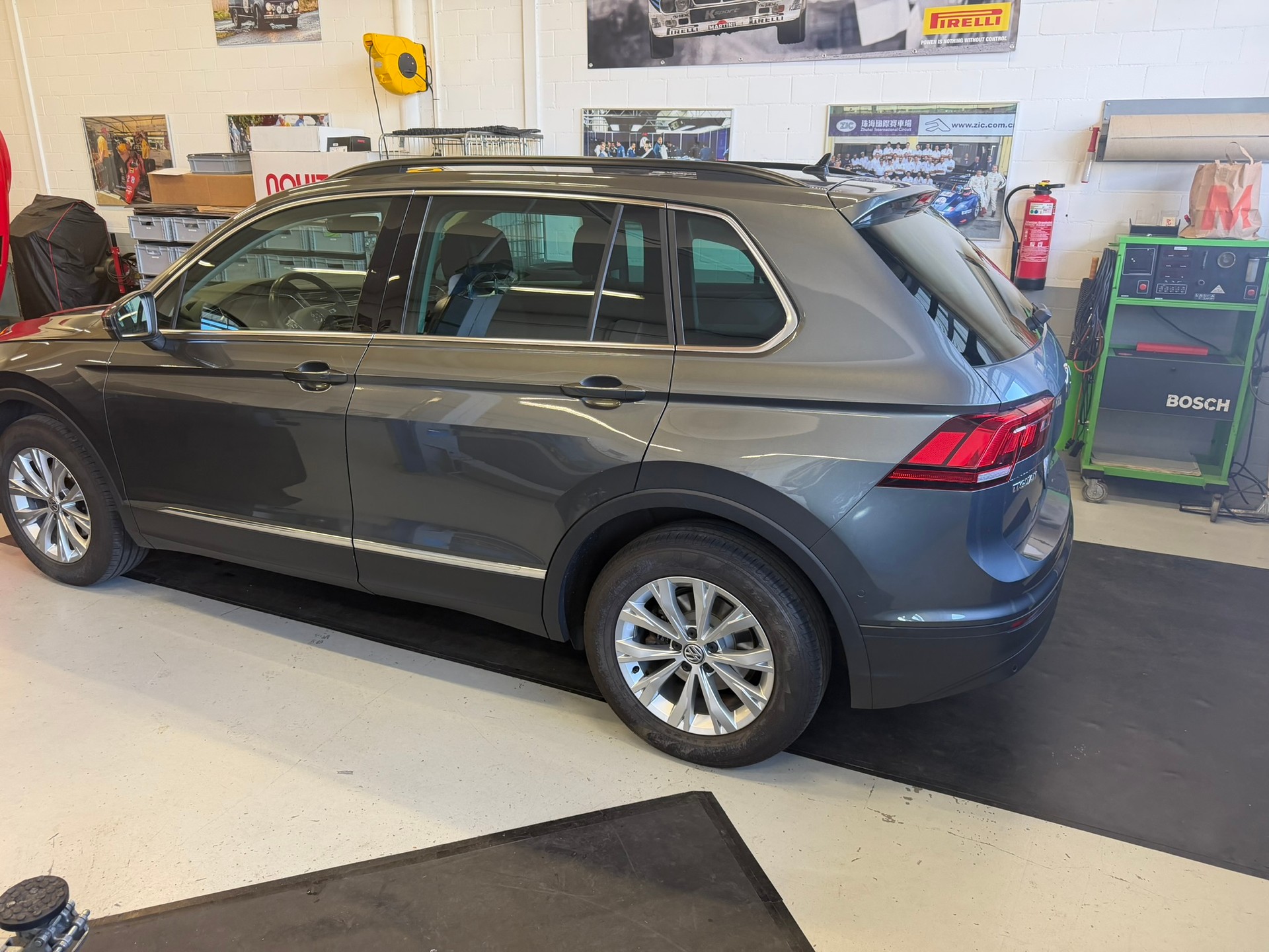 VW 2.0 TDI SCR 70th anniversary-image-2