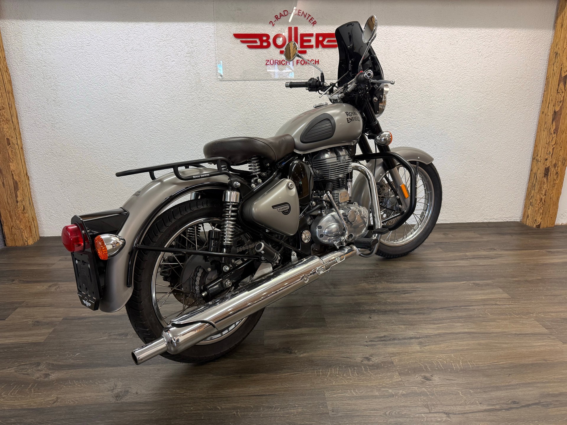 ROYAL ENFIELD Bullet 500 EFI-showroom-element-3