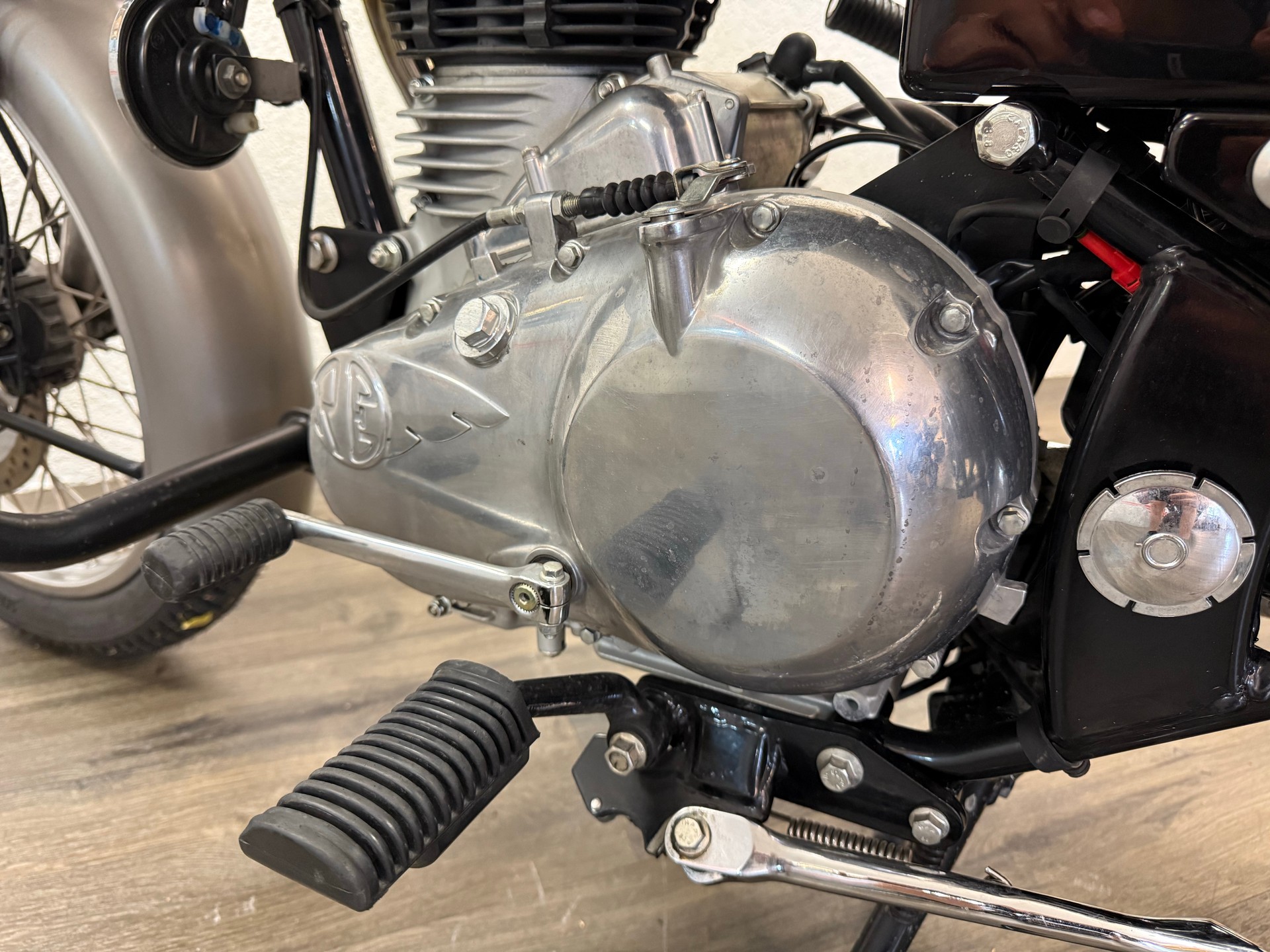 ROYAL ENFIELD Bullet 500 EFI-image-8