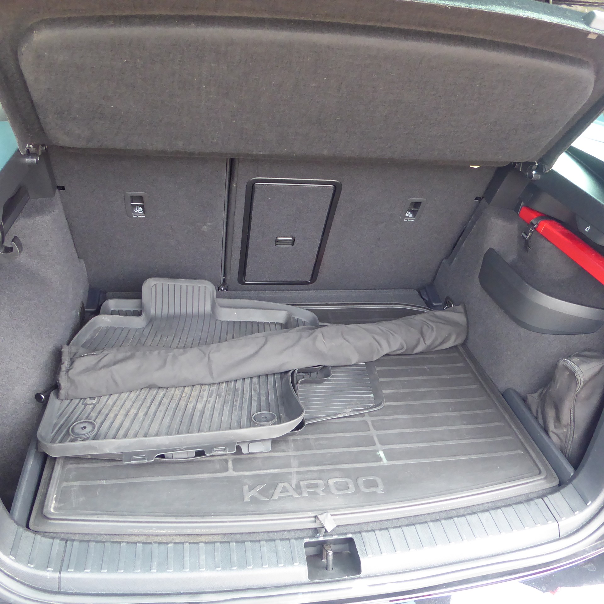 SKODA Karoq 2.0 TDI CR Style 4x4 DSG-image-6