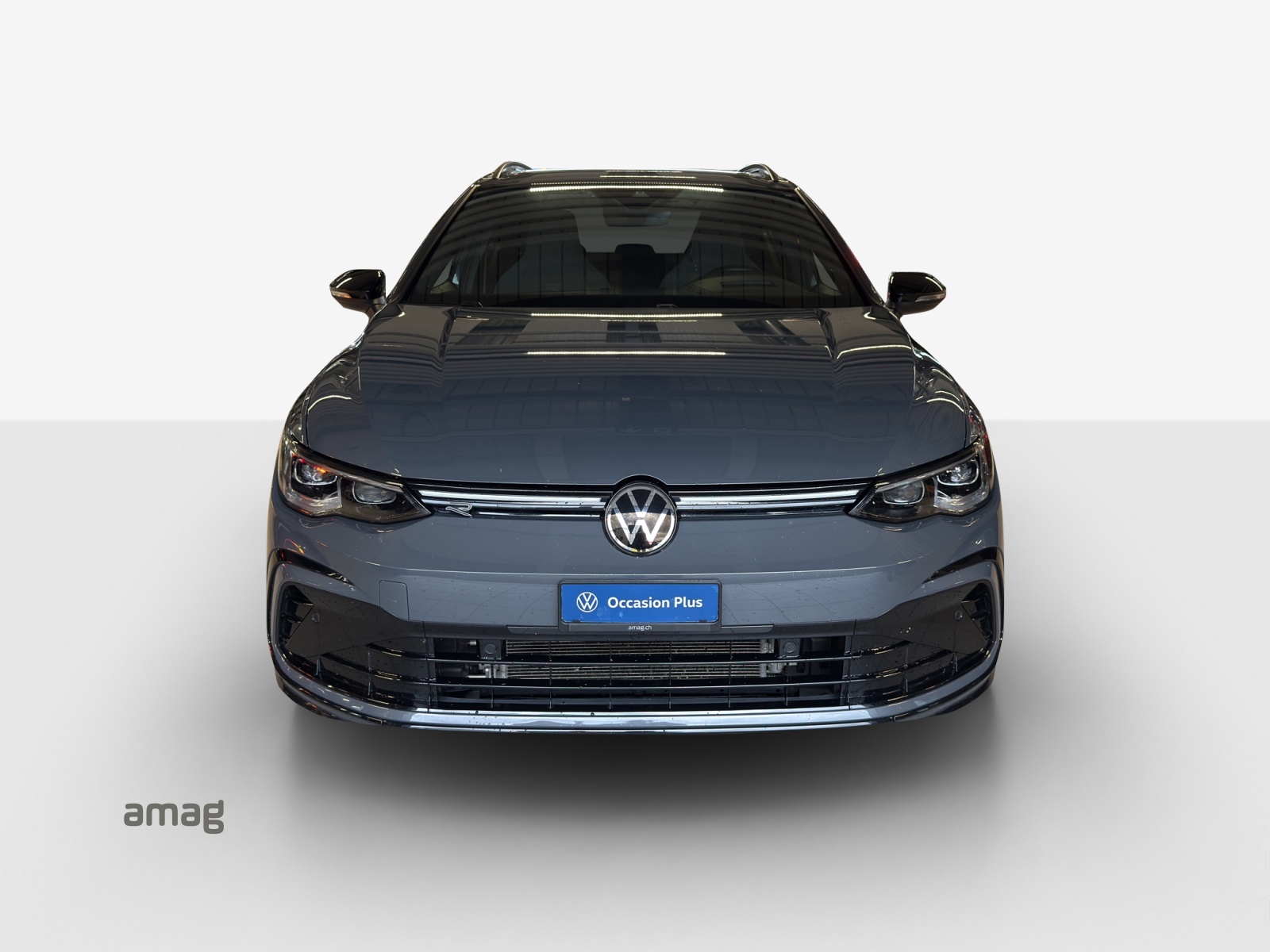 VW Golf Variant 2.0 TSI R-Line DSG 4Motion-image-6
