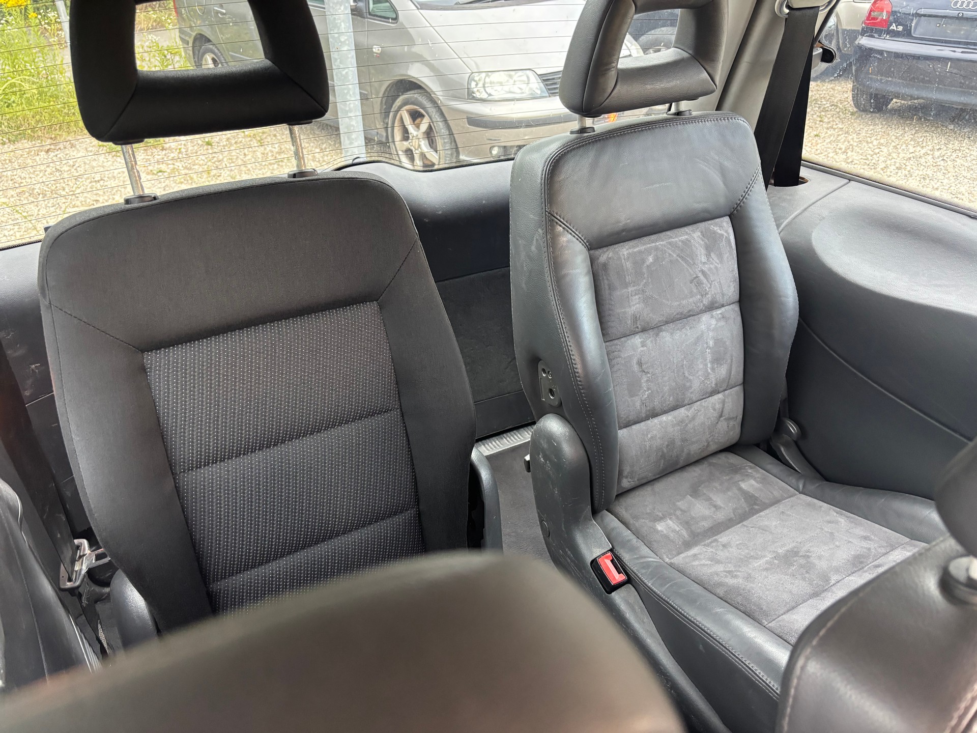 VW Sharan 1.9 TDI Highline 4Motion-image-11