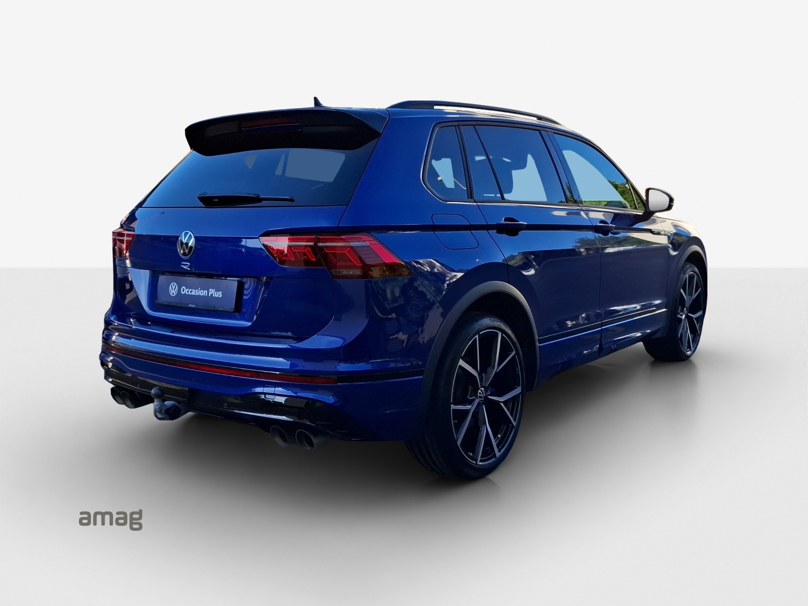 VW Tiguan 2.0TSI R 4Motion DSG-image-4