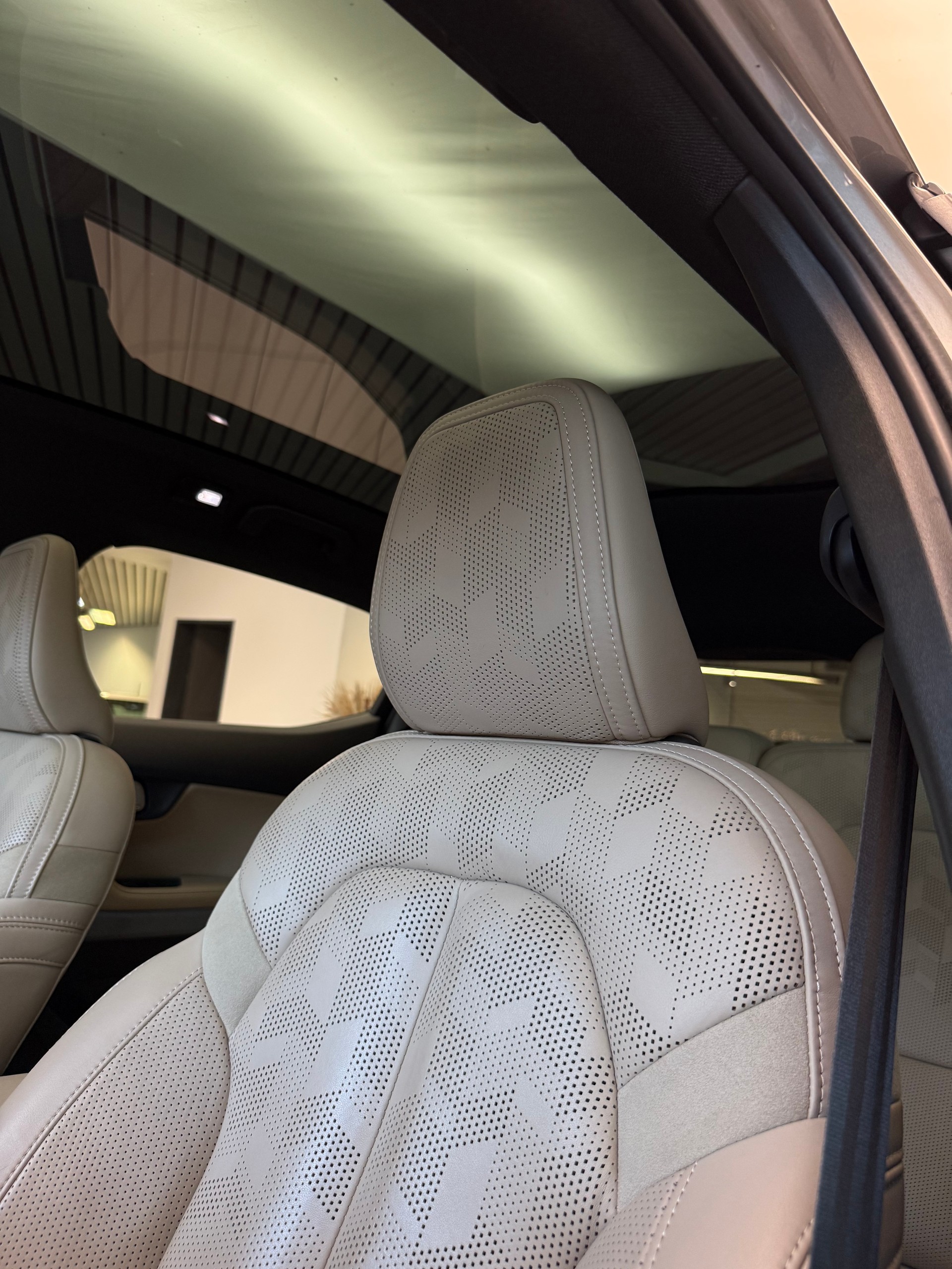 POLESTAR Polestar 2 Standard Range Single 69kWh MY23-image-6