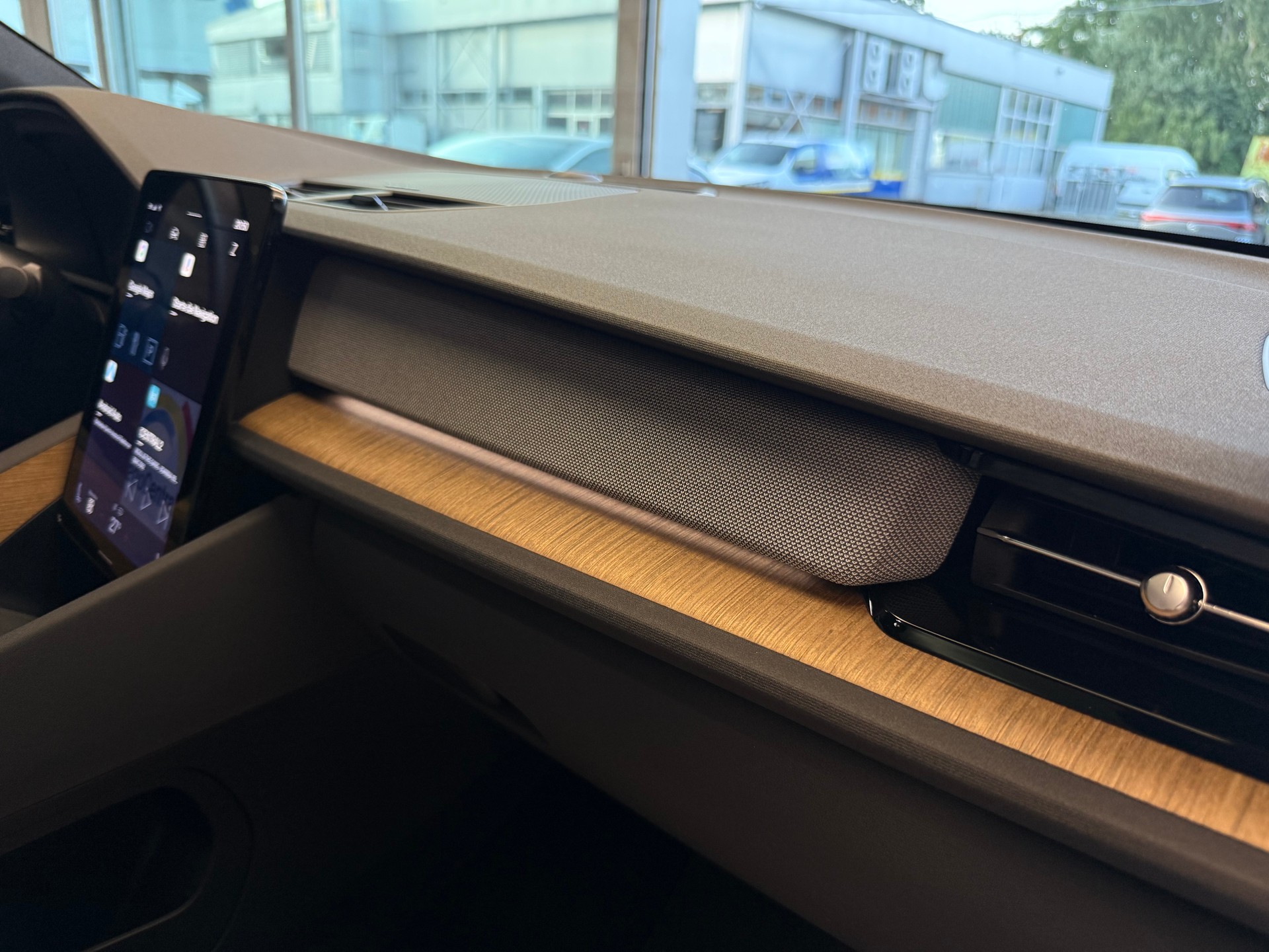 POLESTAR Polestar 2 Standard Range Single 69kWh MY23-image-20