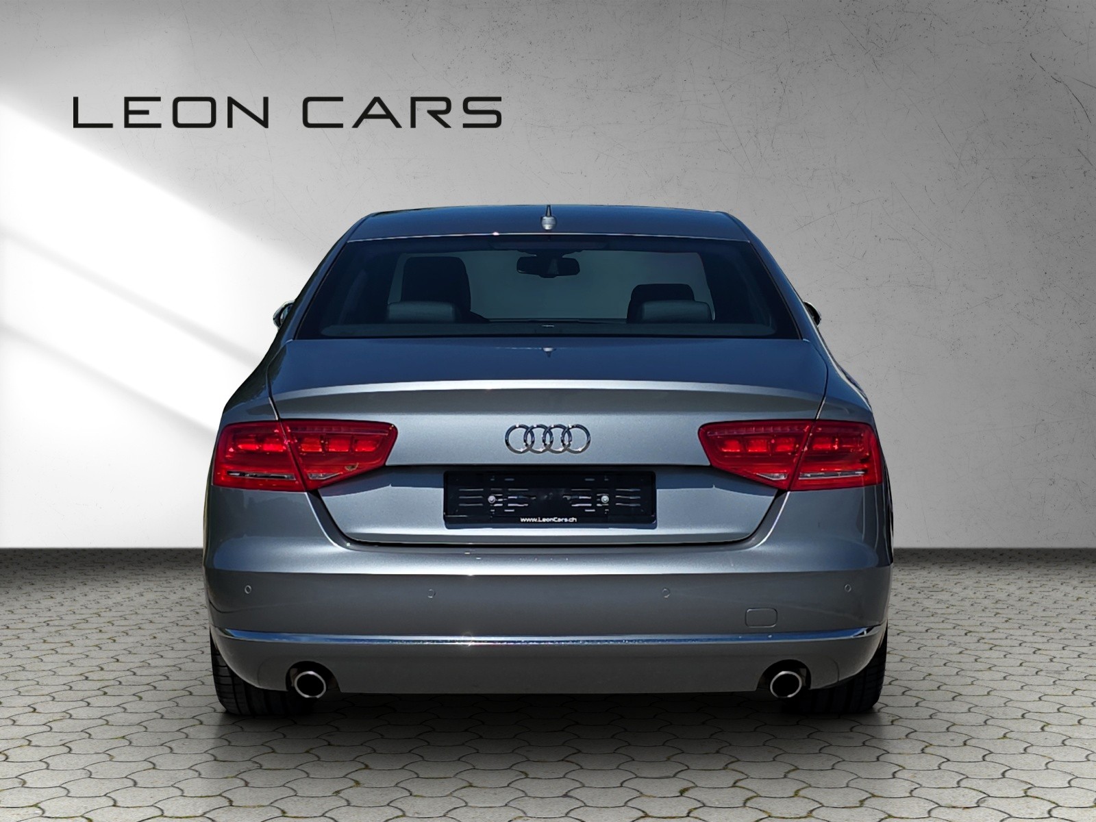AUDI A8 3.0 TDI quattro tiptronic mit Luftfederung-image-5