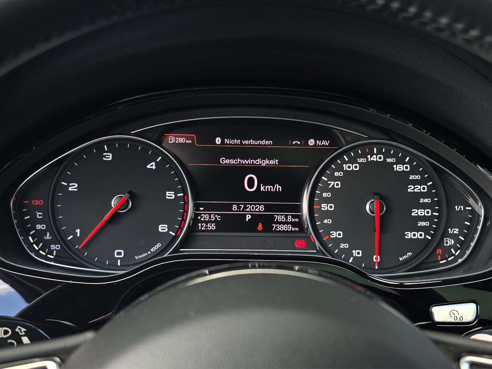 AUDI A8 3.0 TDI quattro tiptronic mit Luftfederung-image-18