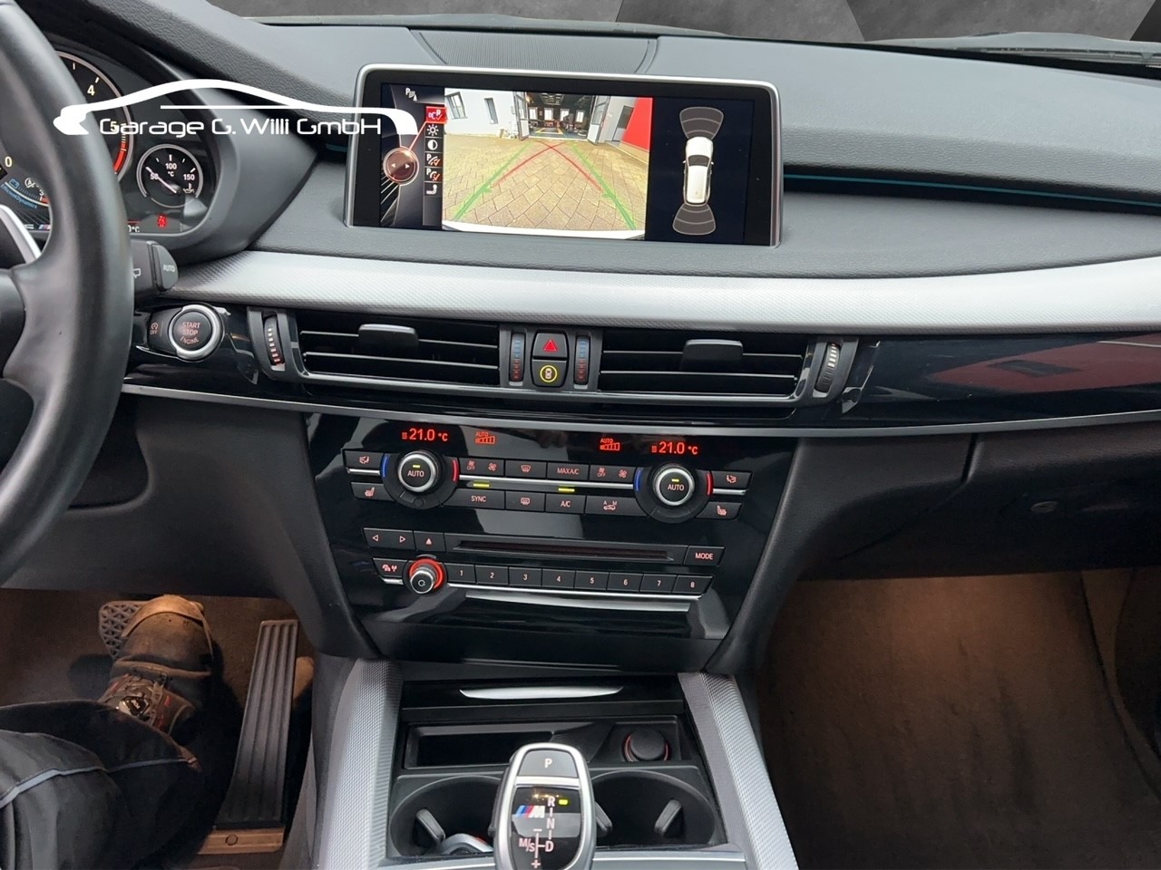 BMW X5 xDrive M50d Steptronic-image-12