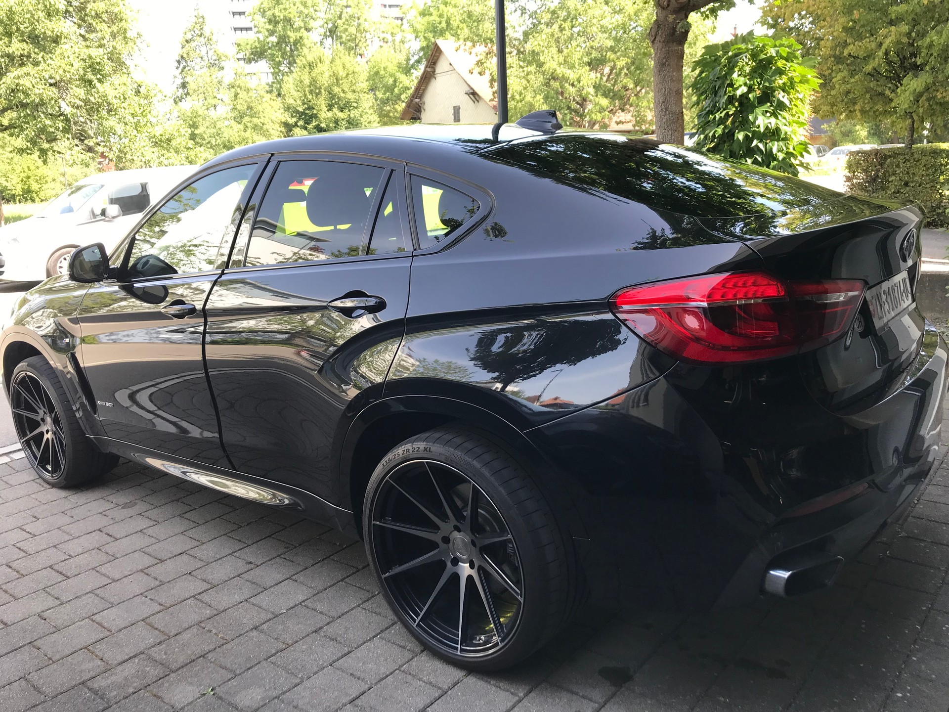 BMW X6 xDrive 50i Steptronic-image-1