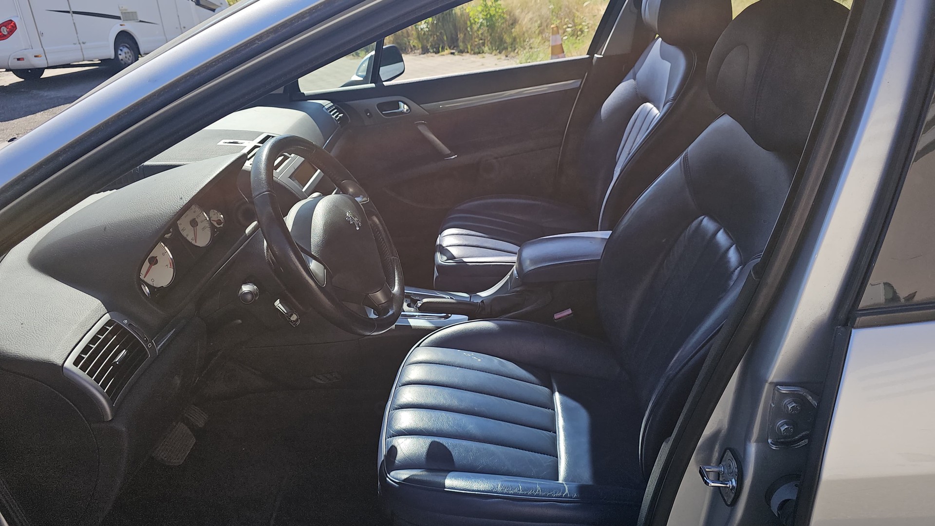 PEUGEOT 407 3.0 ST Dynamic Automatic-image-4