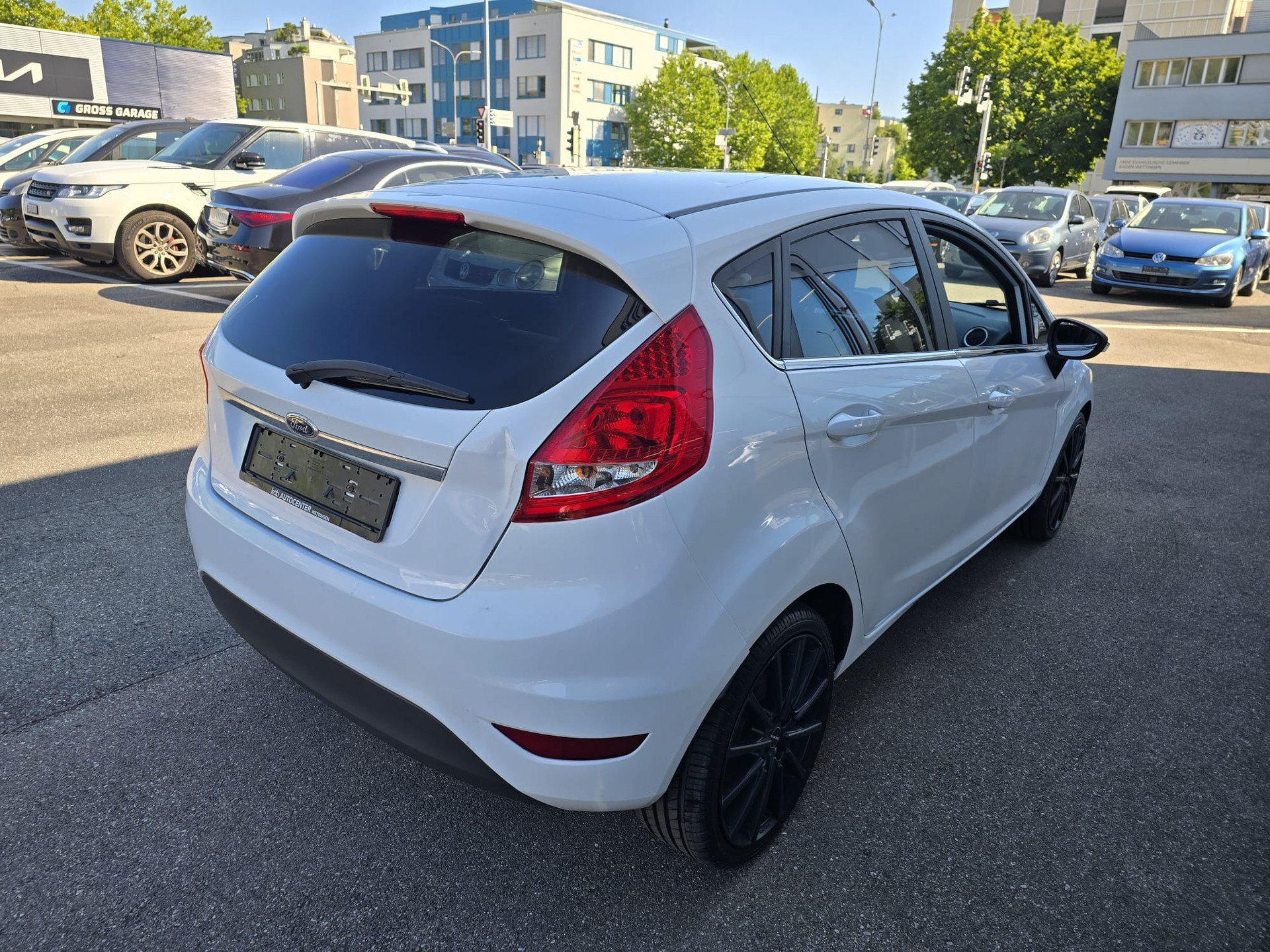 FORD Fiesta 1.6 16V Titanium-image-4