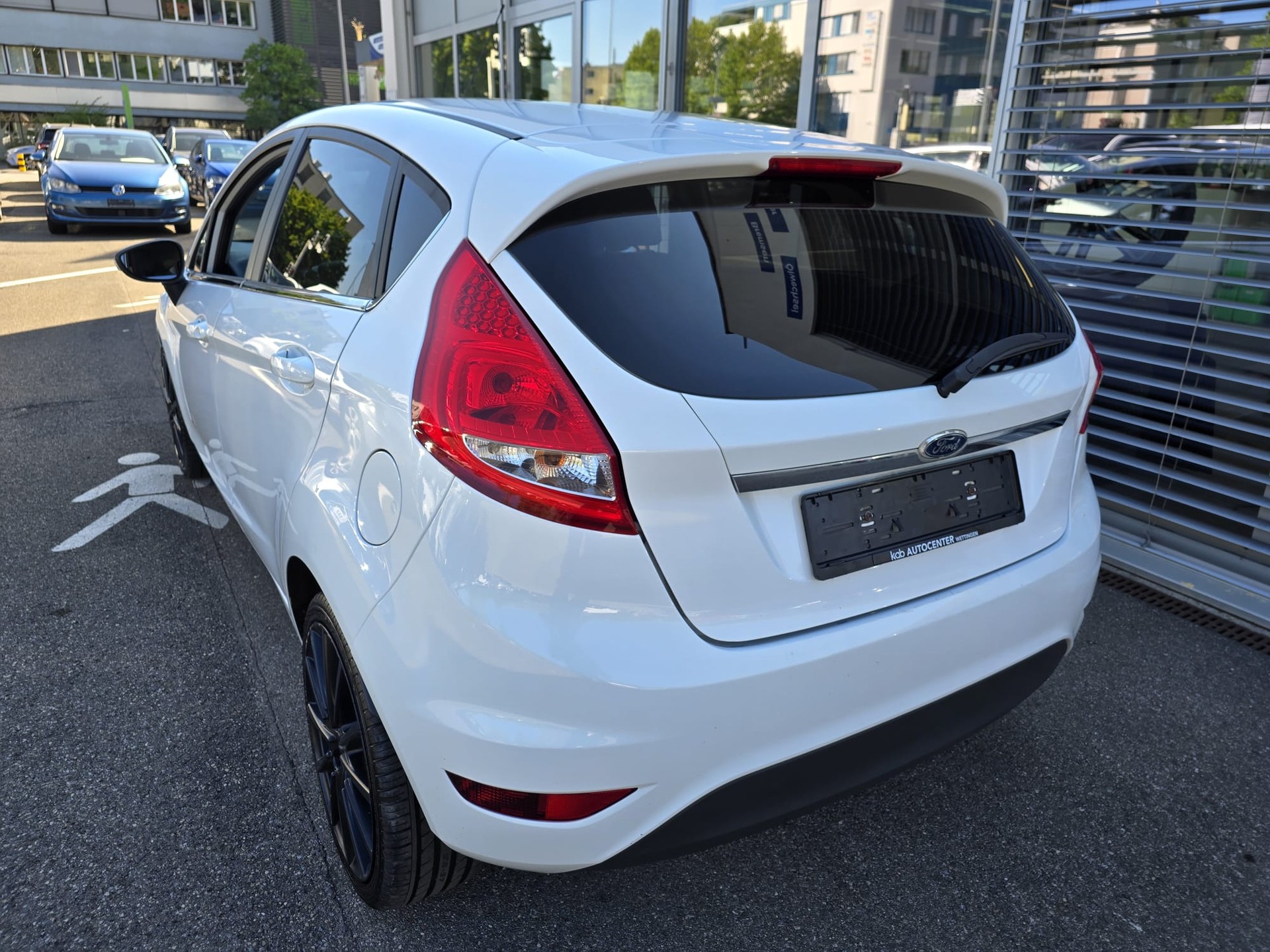 FORD Fiesta 1.6 16V Titanium-image-6