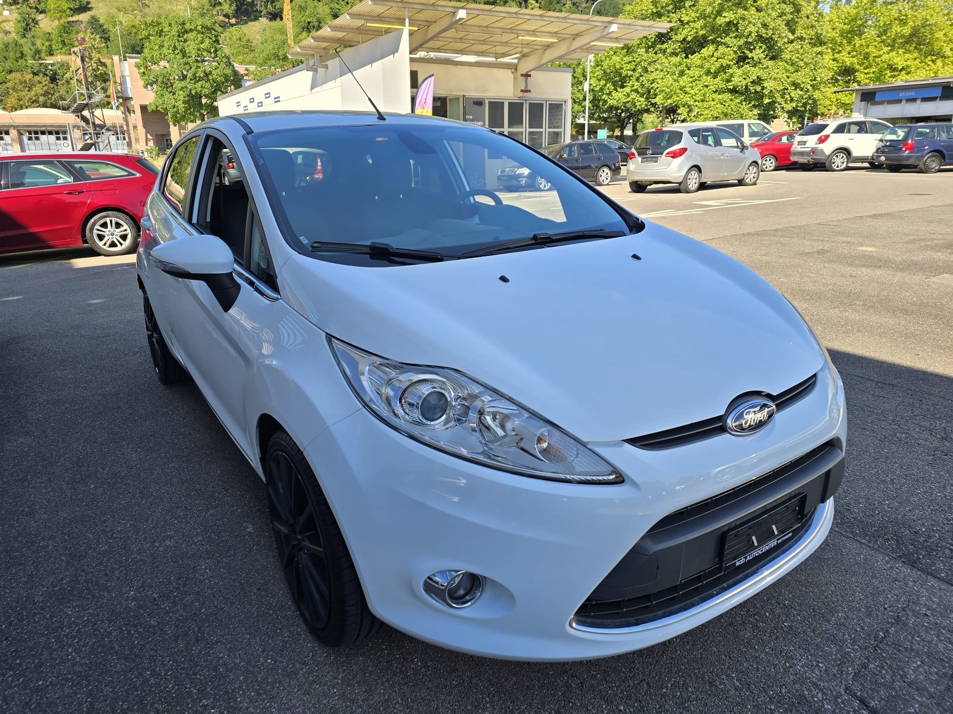 FORD Fiesta 1.6 16V Titanium-image-2