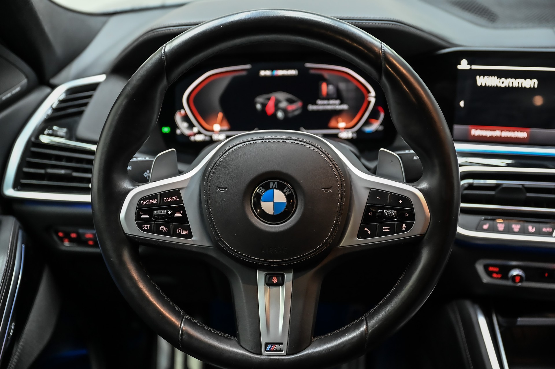 BMW X6 M50i-image-21