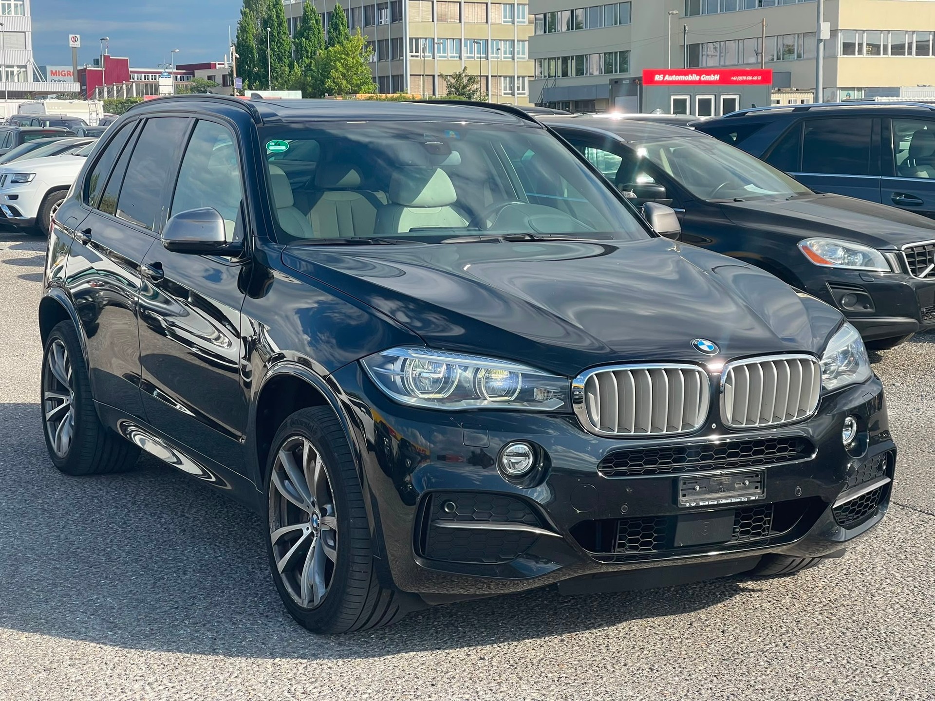 BMW X5 xDrive M50d Steptronic-image-2