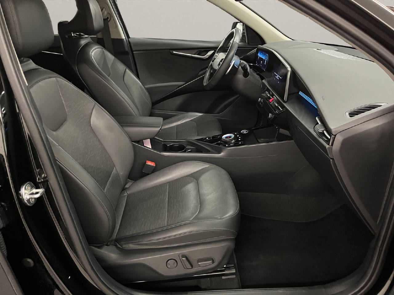 KIA Niro 1.6 GDi Hybrid Style-image-12