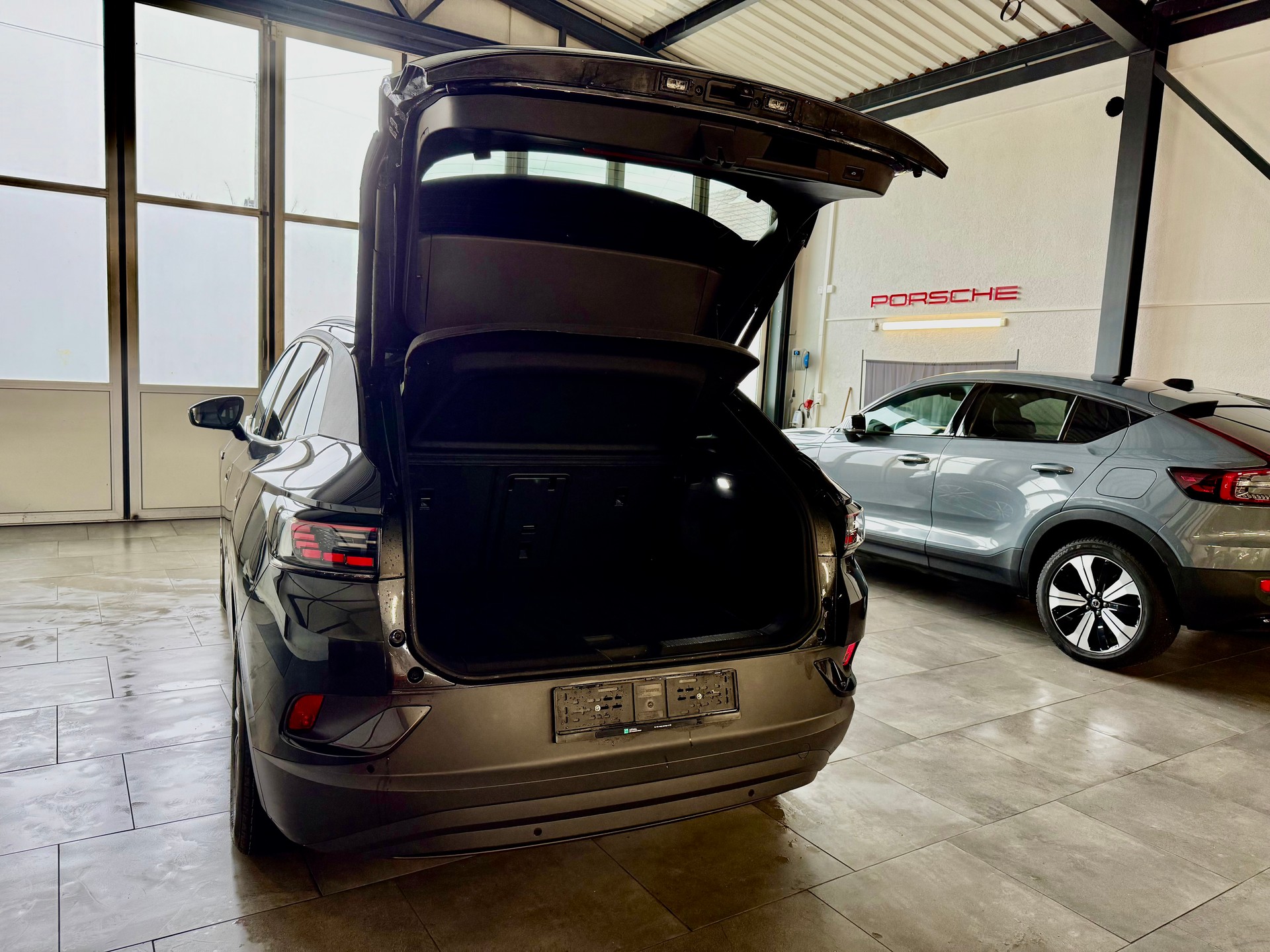VW ID.4 Pro Performance Tech 82 kWh / Vollausstattung-image-4