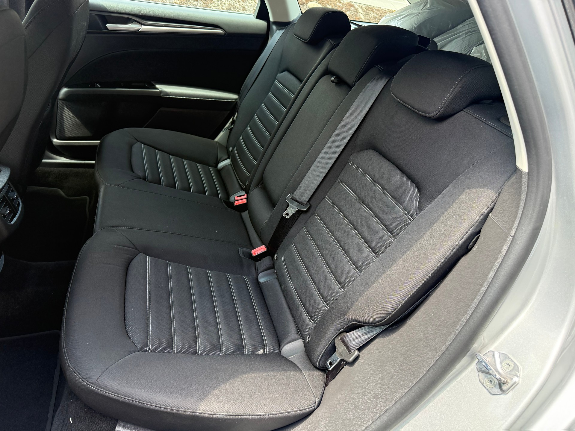 FORD Mondeo 2.0 TDCi Trend Automatik-image-6
