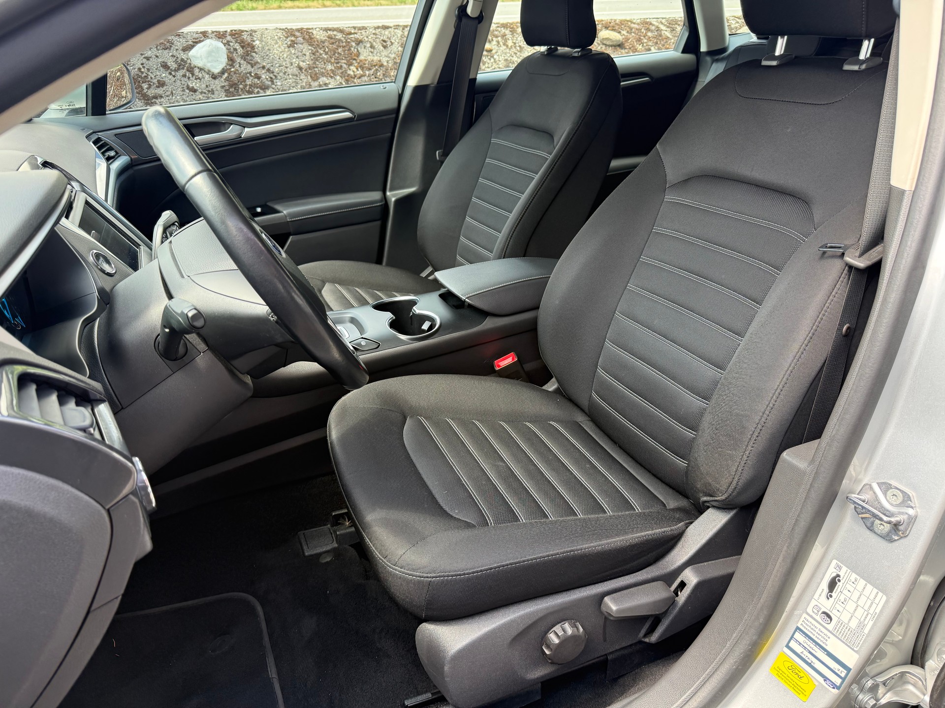 FORD Mondeo 2.0 TDCi Trend Automatik-image-5