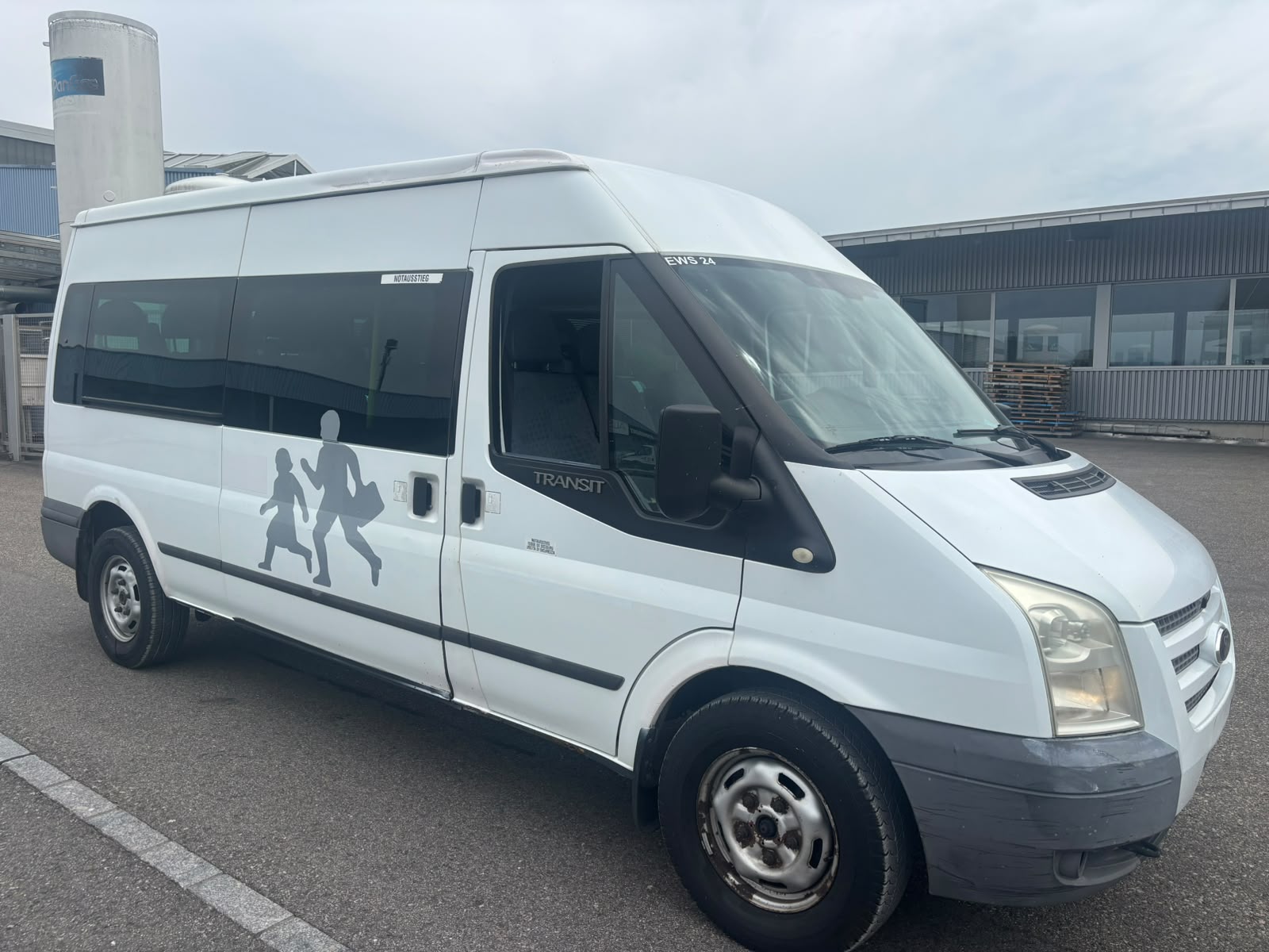 FORD Transit Bus M2 350L Trend-image-2