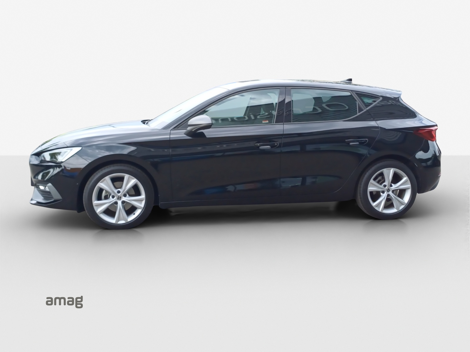 SEAT Leon 1.5 eTSI mHEV DSG FR-showroom-element-1