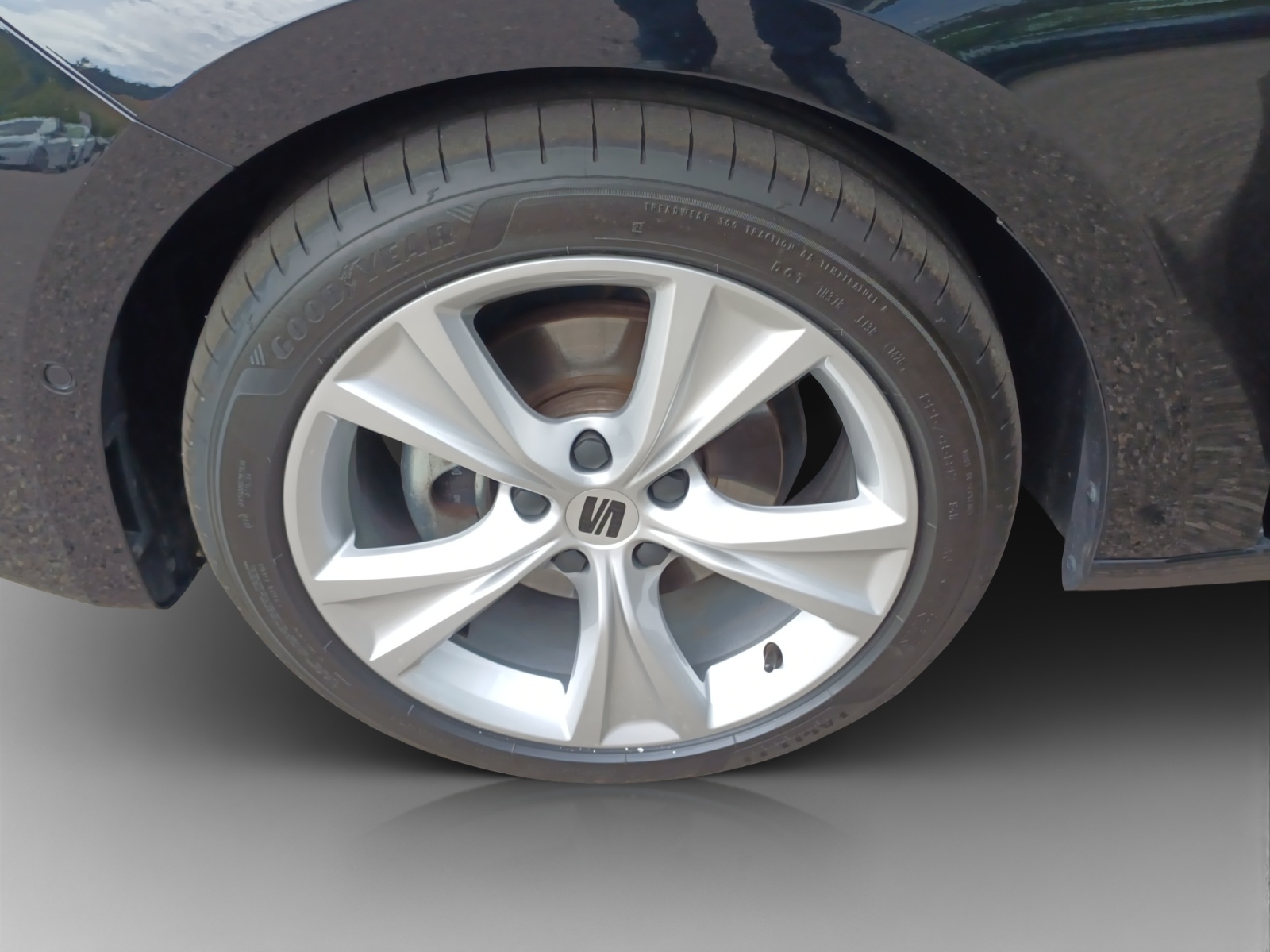 SEAT Leon 1.5 eTSI mHEV DSG FR-image-13