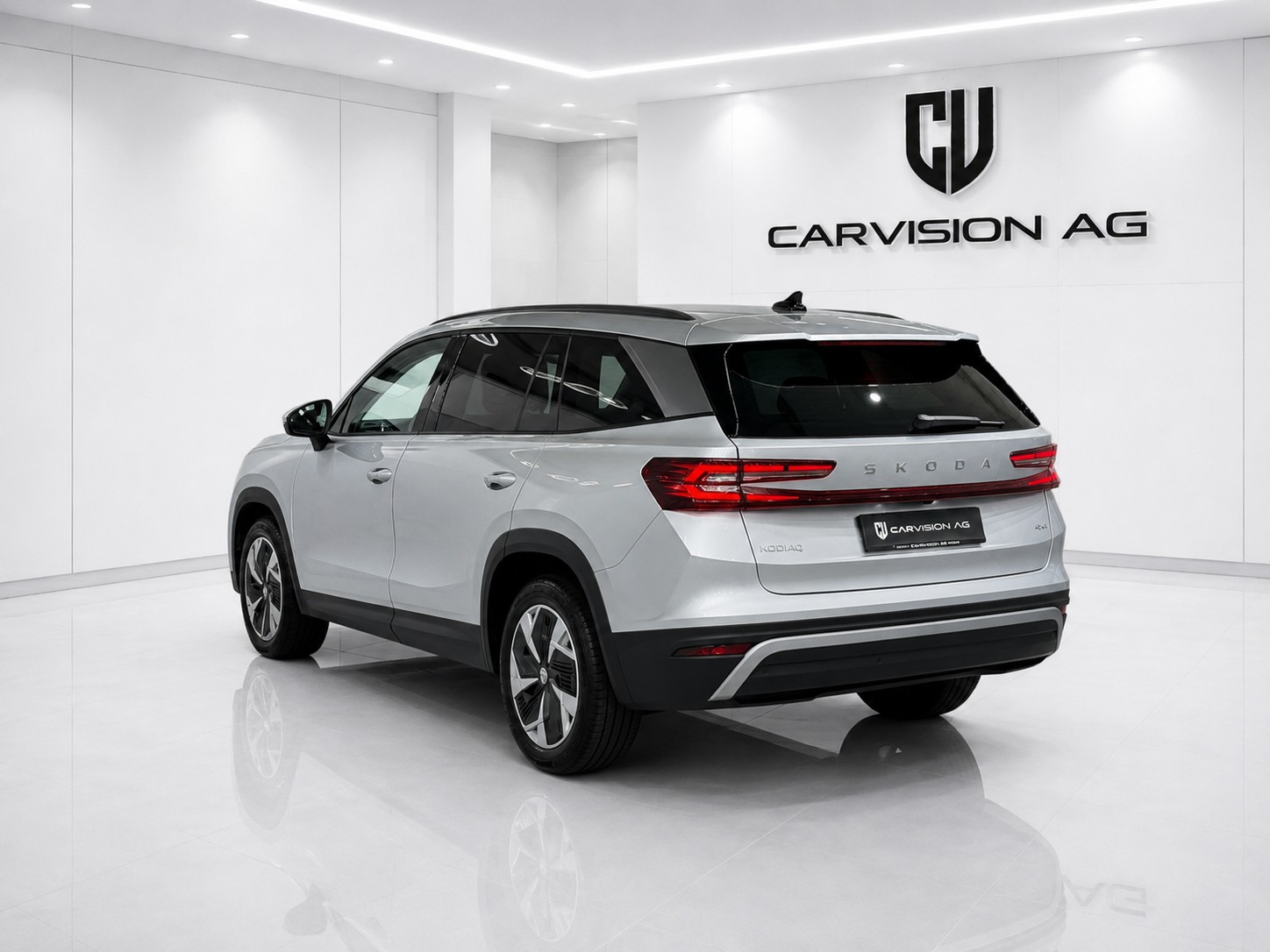 SKODA Kodiaq 2.0 TDI Selection 4x4 * 7-Plätzer * Anhängerkupplung * Garantie *-image-4