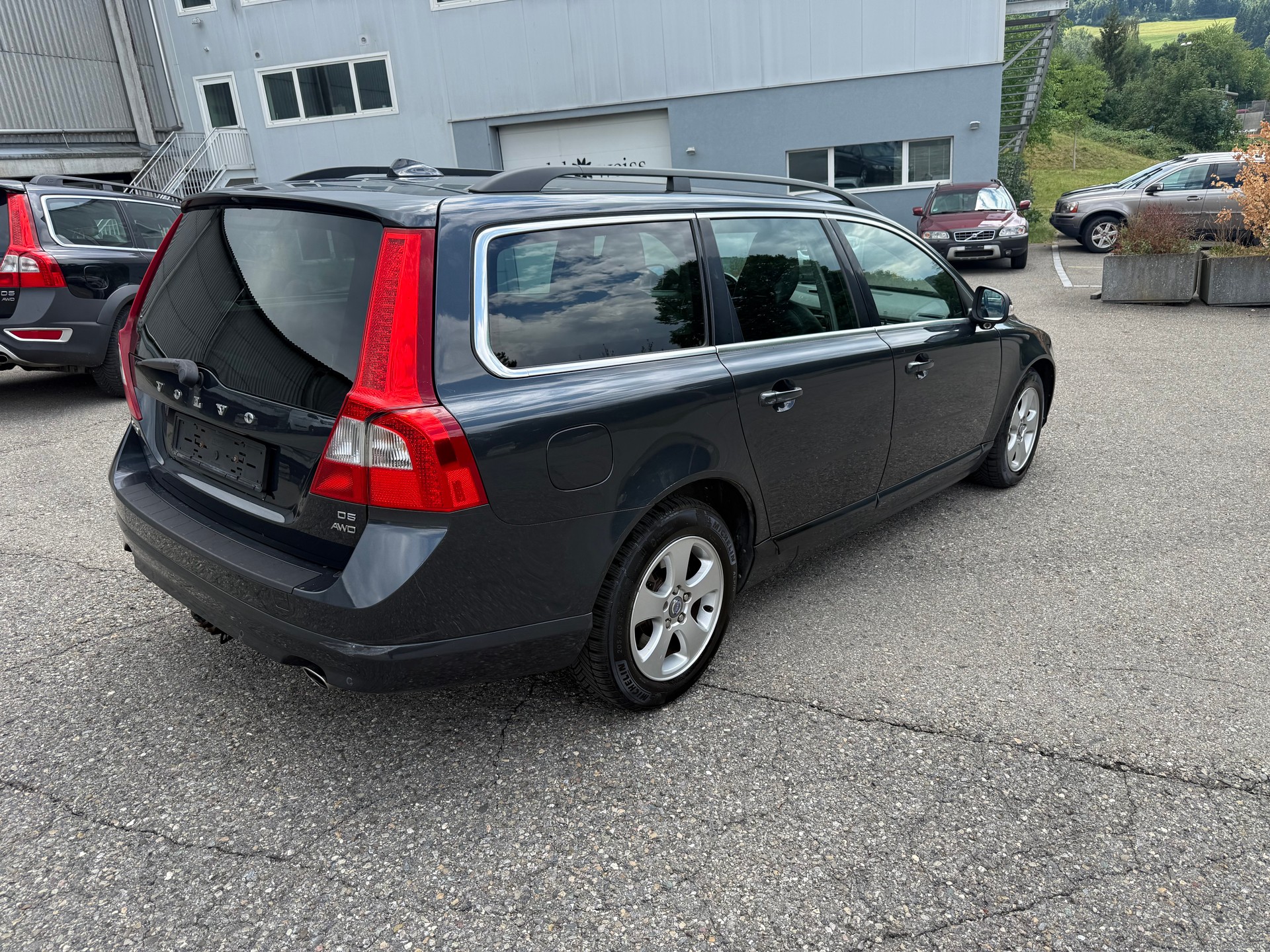 VOLVO V70 D5 AWD Summum Geartronic-image-4
