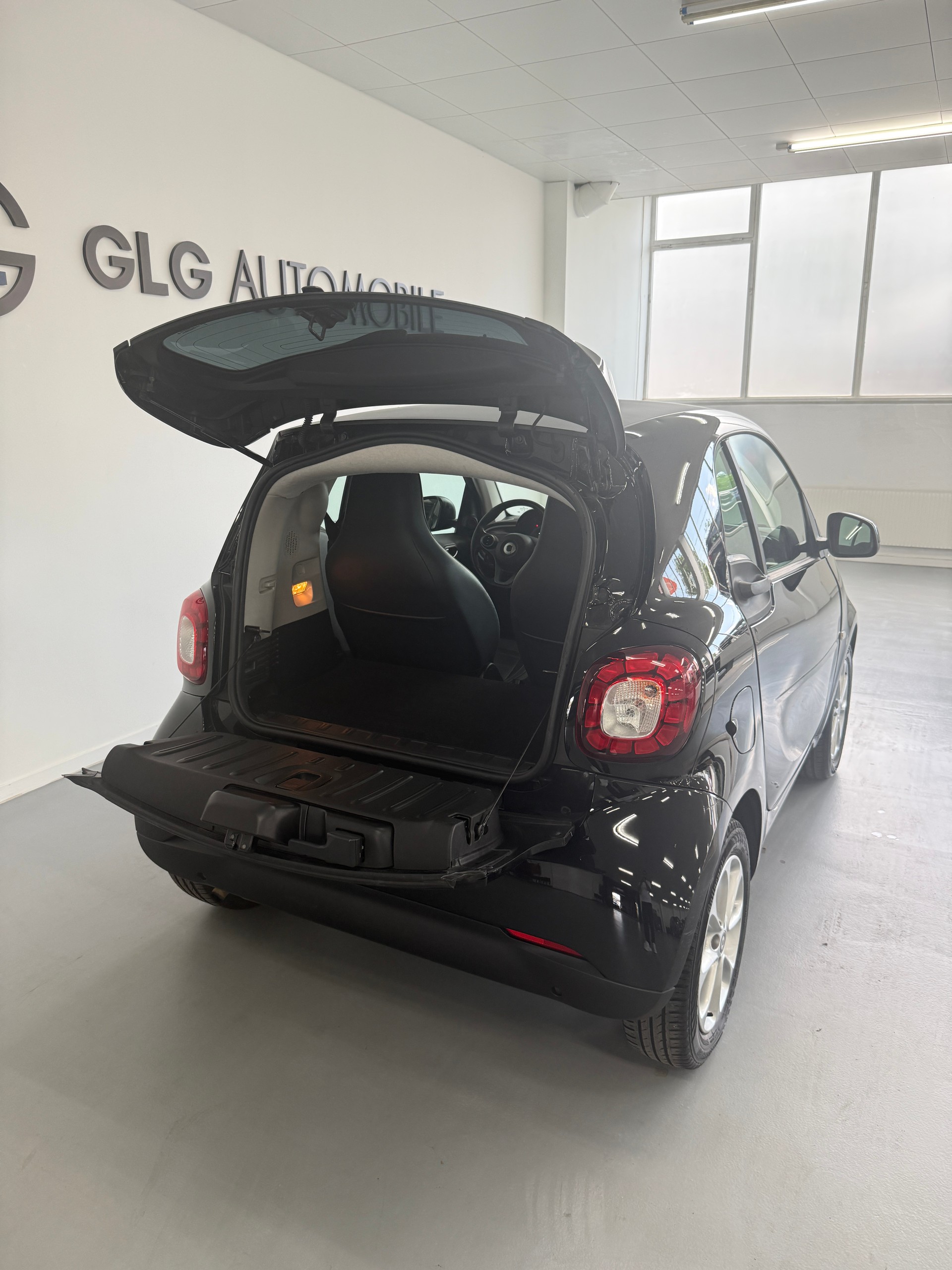 SMART fortwo prime twinmatic-image-11