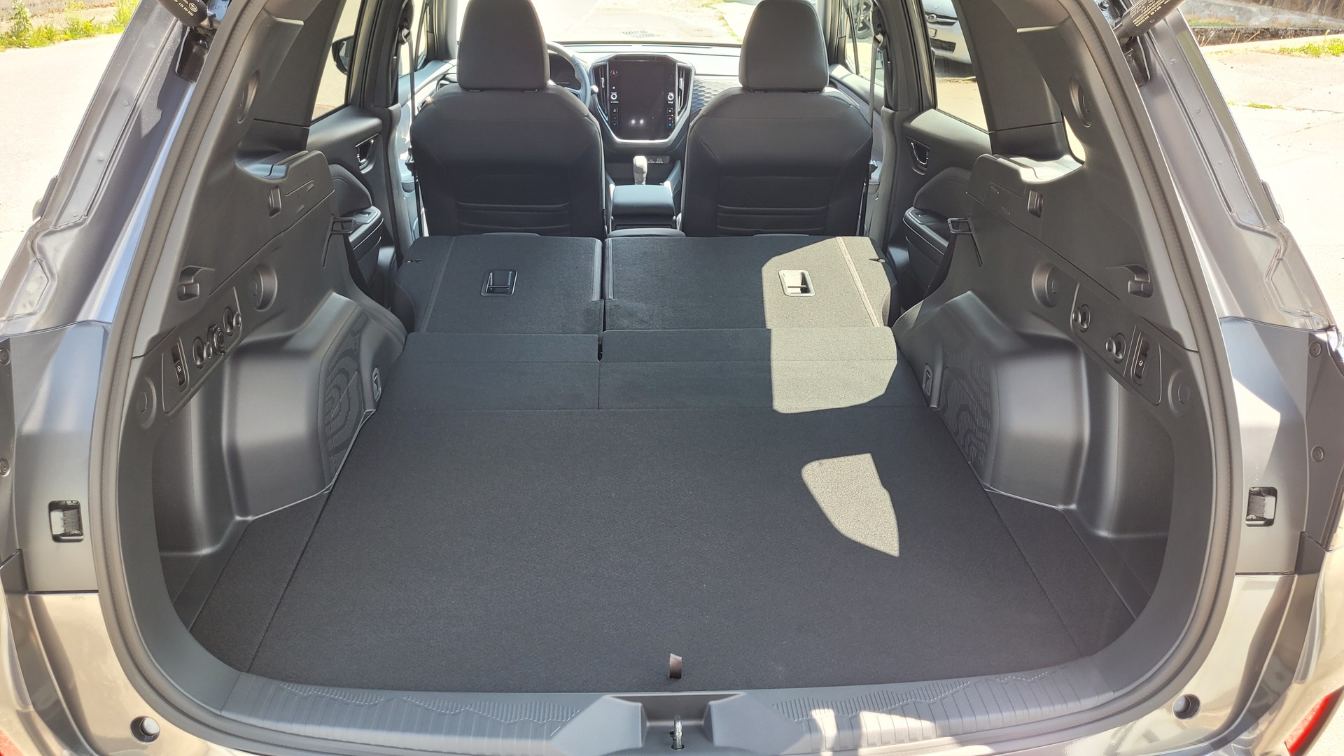 SUBARU Forester 2.0i e-Boxer Swiss Plus Lineartronic-image-14
