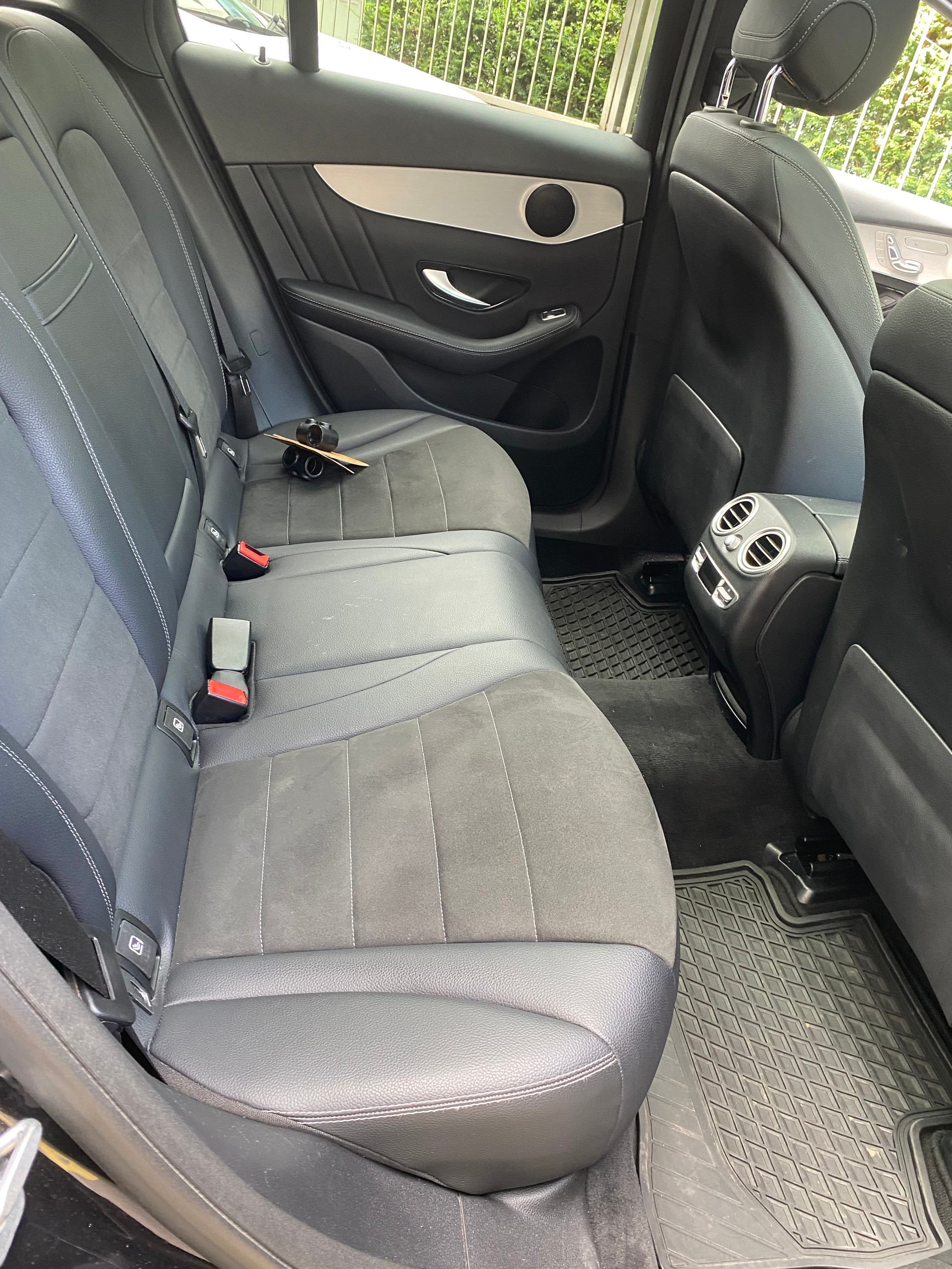 MERCEDES-BENZ GLC 250 4m-image-4