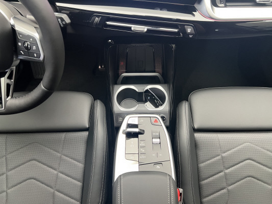 BMW X1 xDrive 20d 48V M Sport-image-11