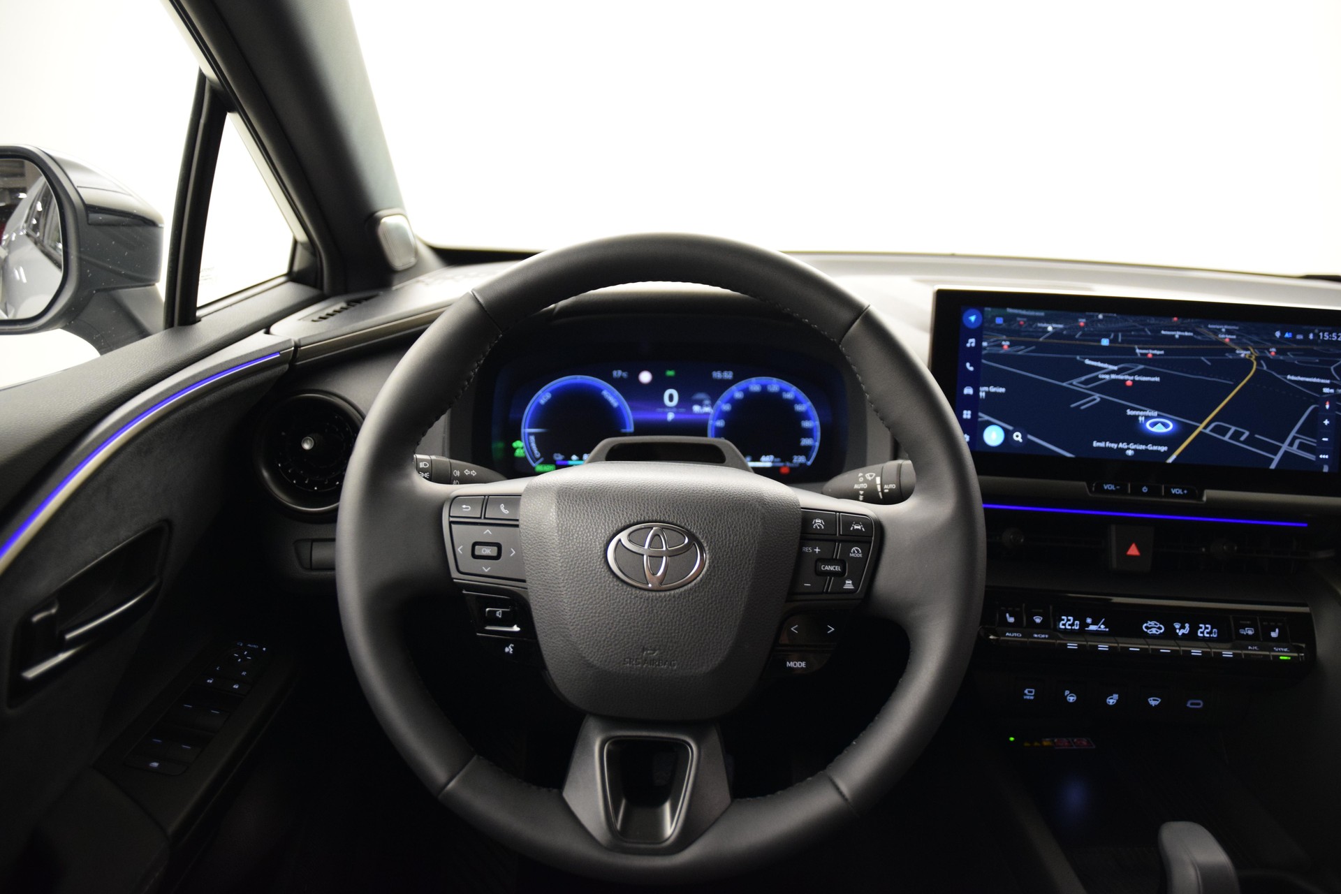 TOYOTA C-HR 2.0 PHEV Style-image-13