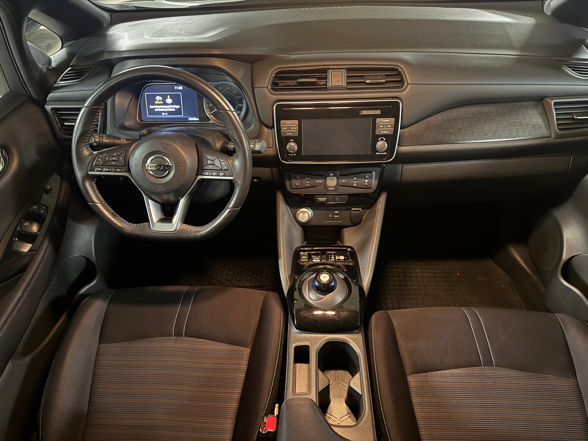 NISSAN Leaf N-Connecta (incl. battery)-image-9