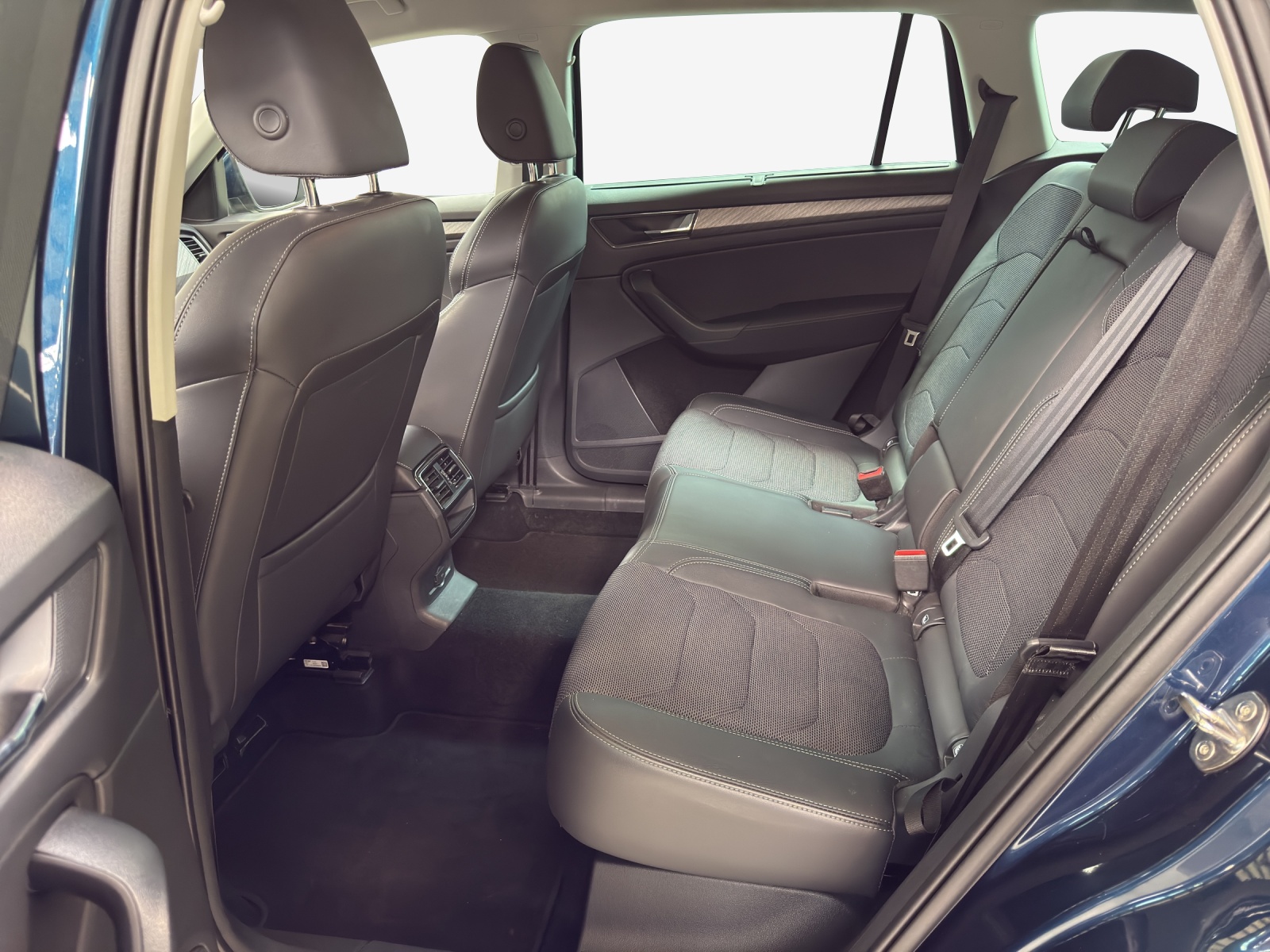 SKODA Kodiaq 2.0 TDI CR Style 4x4 DSG-image-11