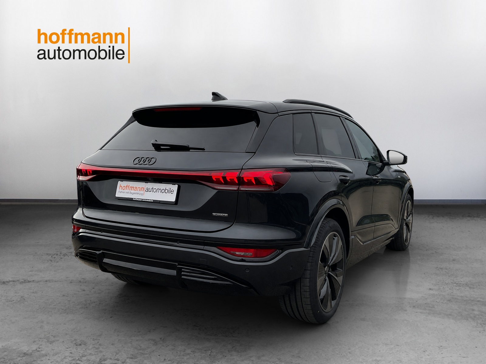AUDI Q6 e-tron quattro-image-3