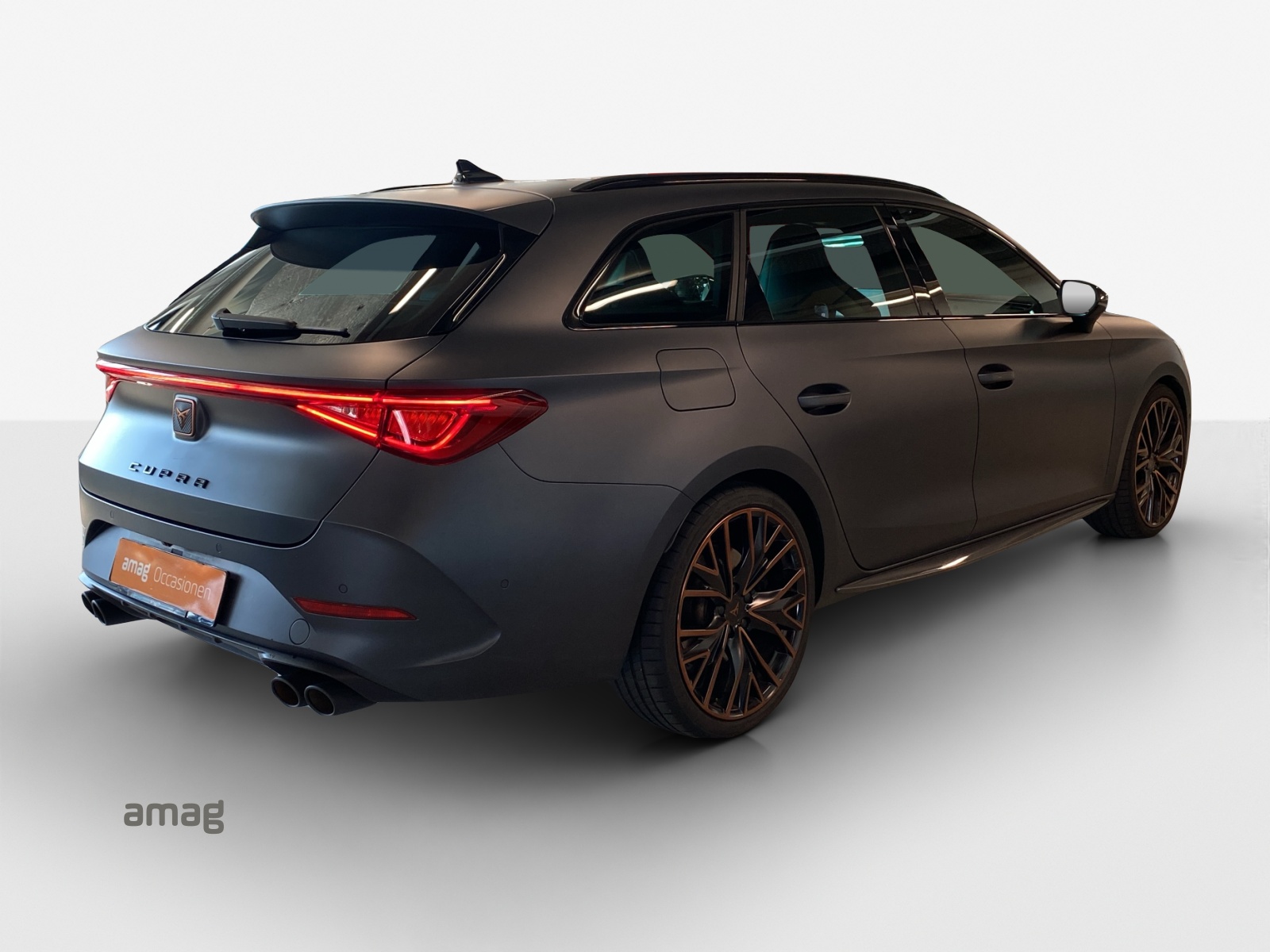 CUPRA LEON ST 2.0 TSI VZ CUP DSG 4Drive-image-4