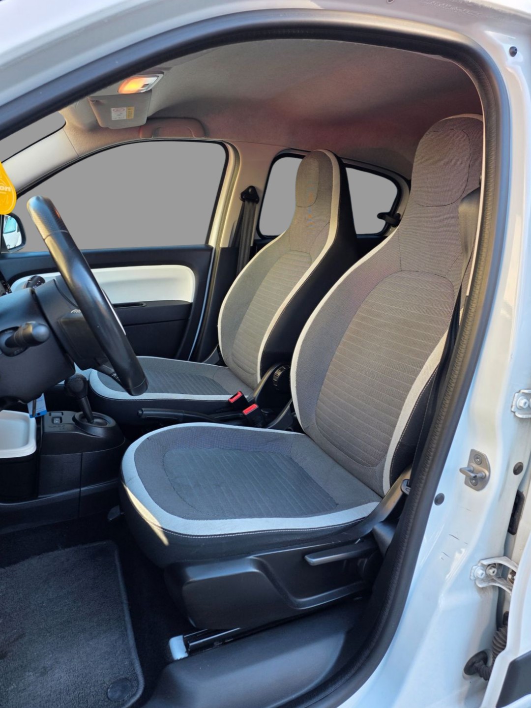 RENAULT Twingo 0.9 City EDC-image-11
