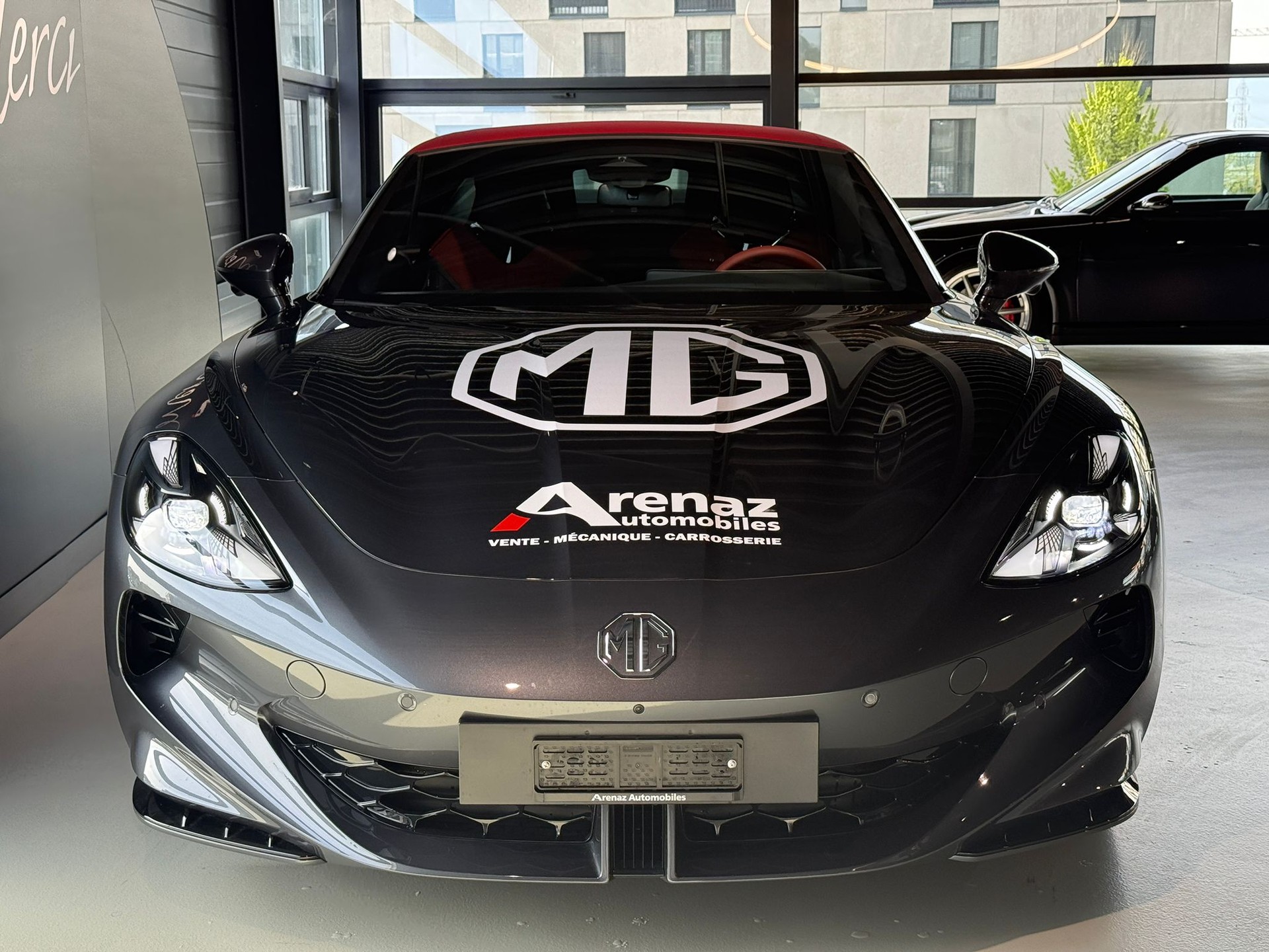 MG Cyberster 77kWh 4WD-image-3