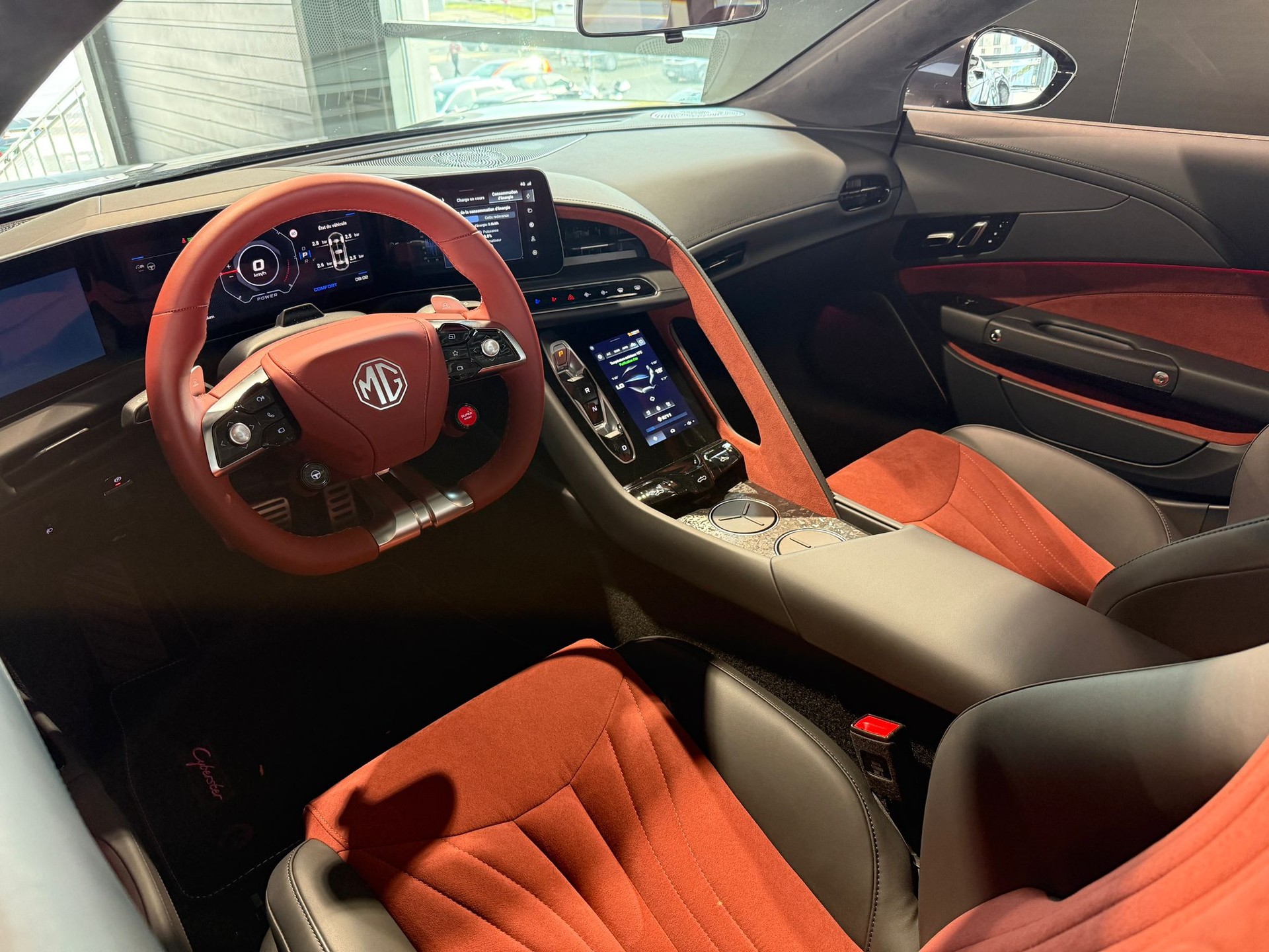MG Cyberster 77kWh 4WD-image-10