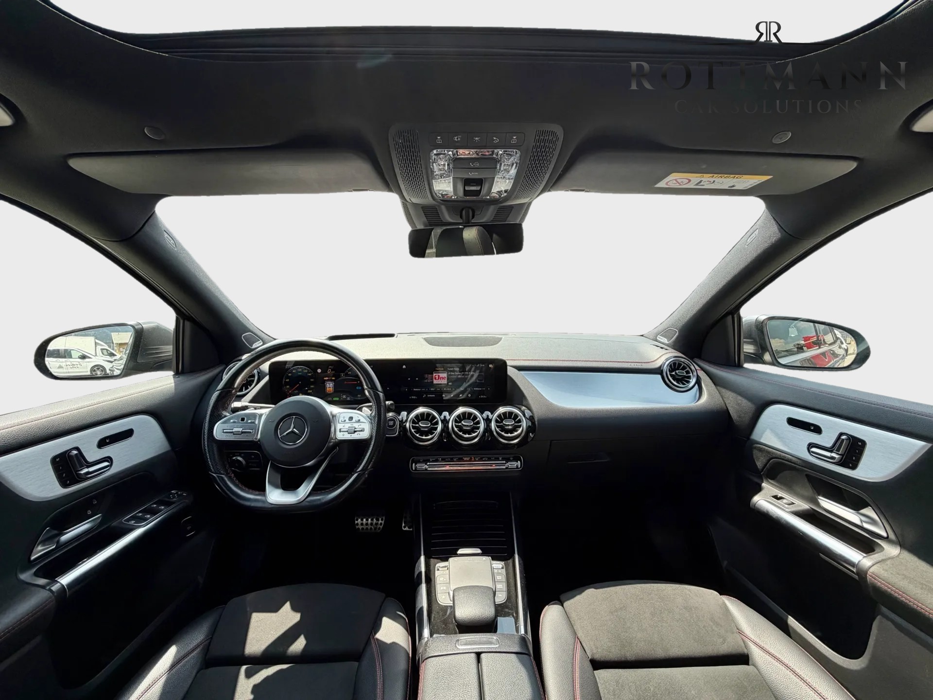 MERCEDES-BENZ EQA 250 AMG Line-image-9