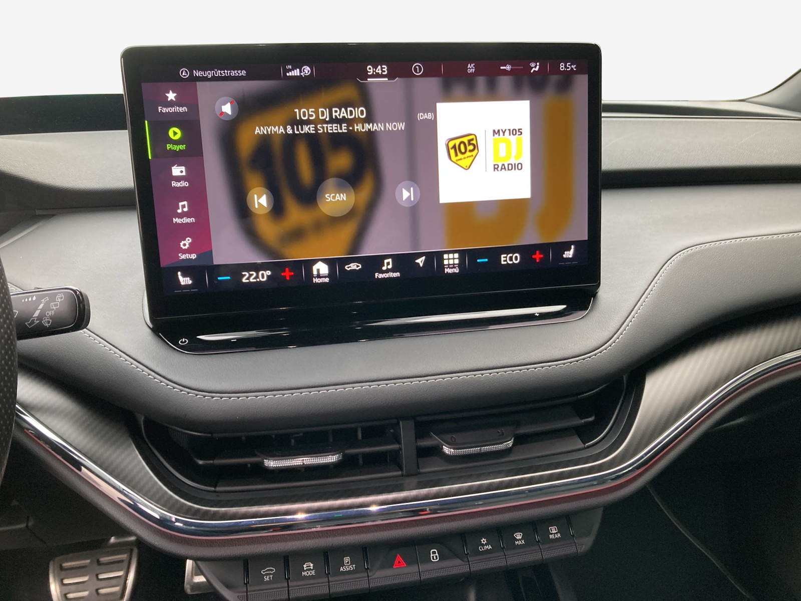 SKODA Enyaq iV 80x SportLine-image-11